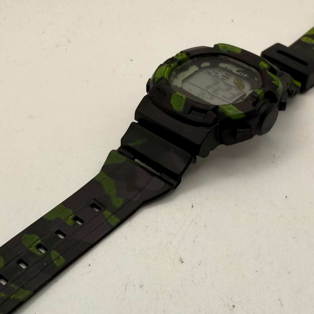 XINJIE Digital Camouflage Children's Youth Watch 39.5mm Black Green- £5.00