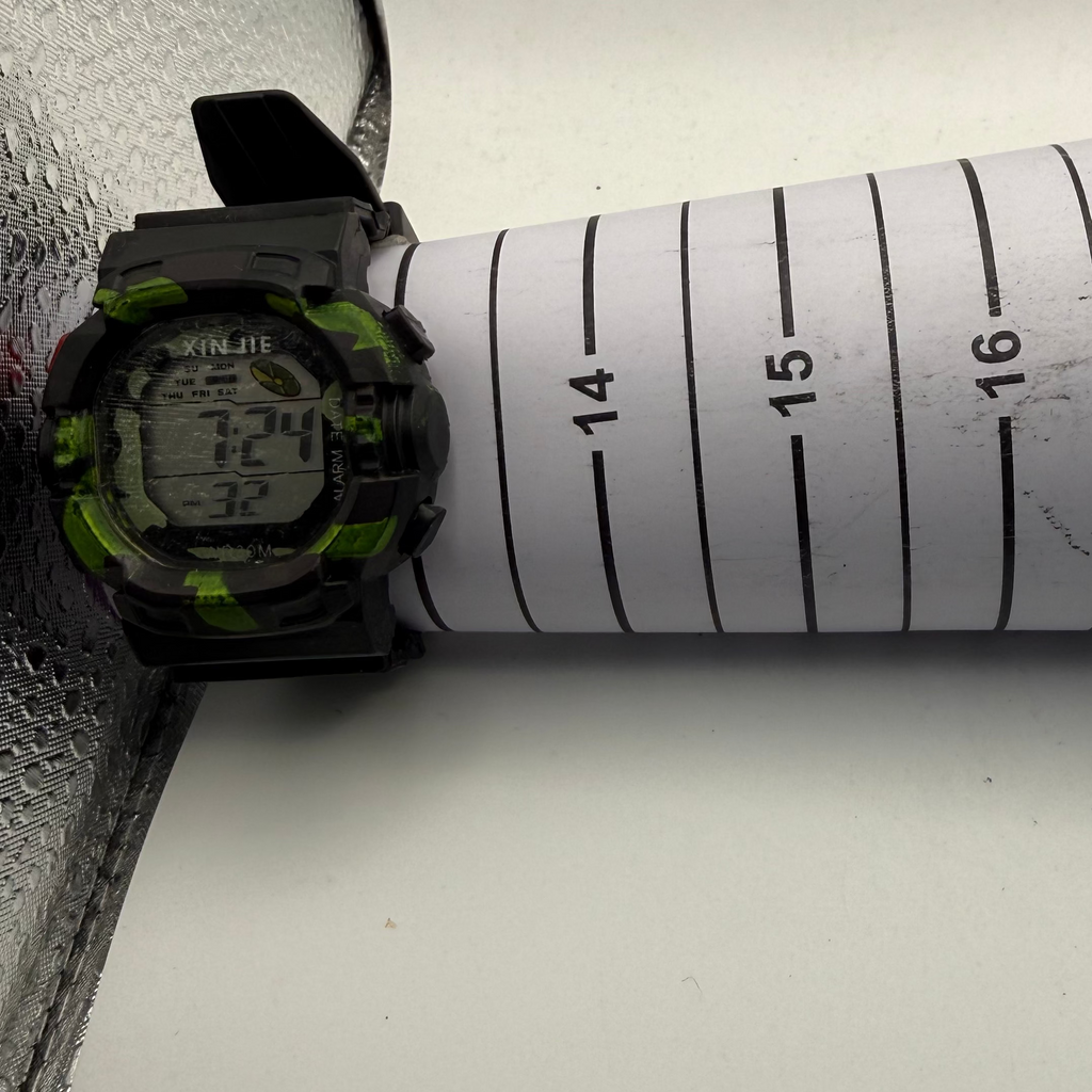 XINJIE Digital Camouflage Children's Youth Watch 39.5mm Black Green- £5.00