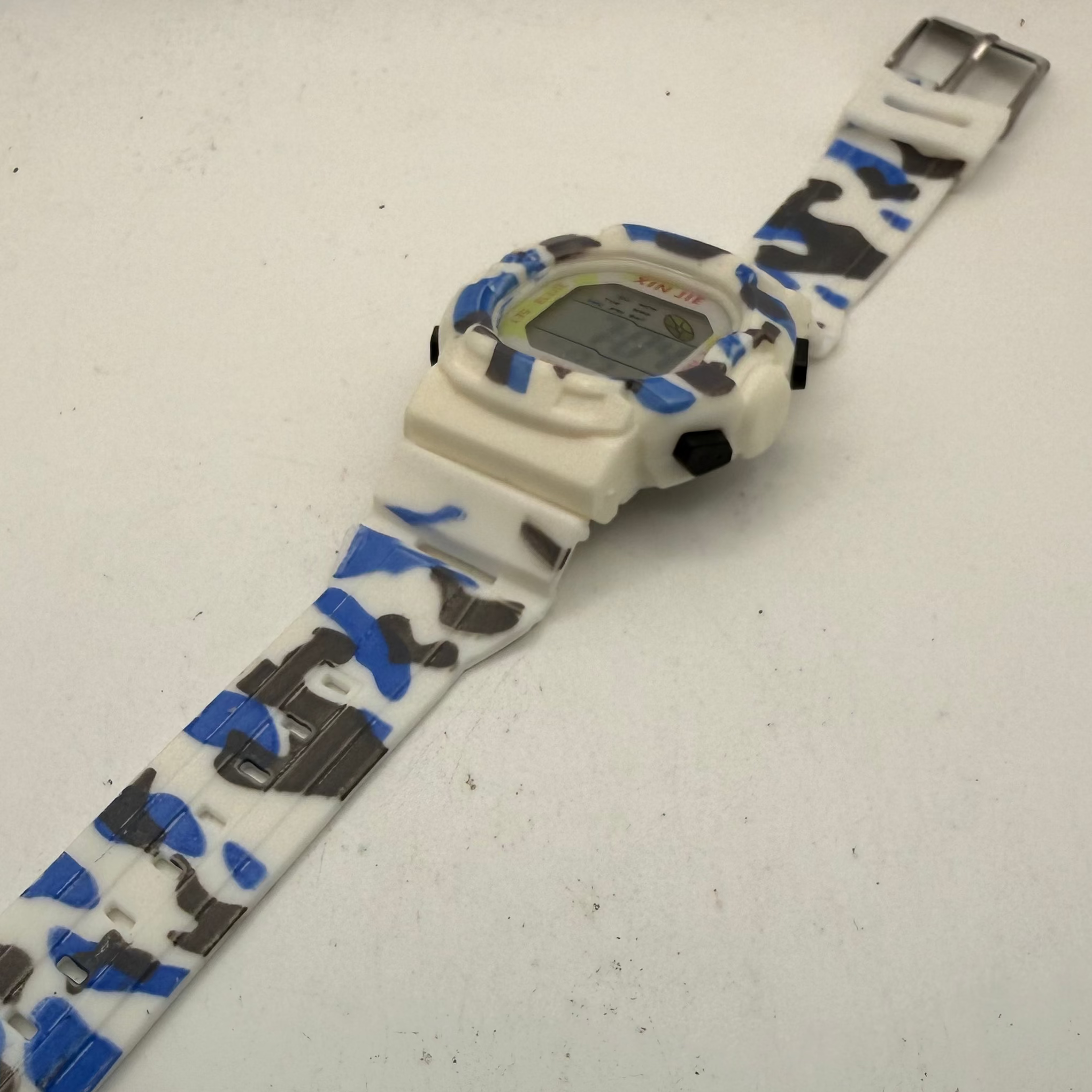 XINJIE Digital Camouflage Children's Youth Watch White Blue Green- £5.00