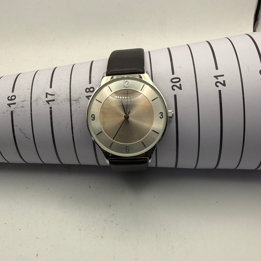 Minimalist Silver Dial Dress Watch Black Leather Strap 40mm- £10.00