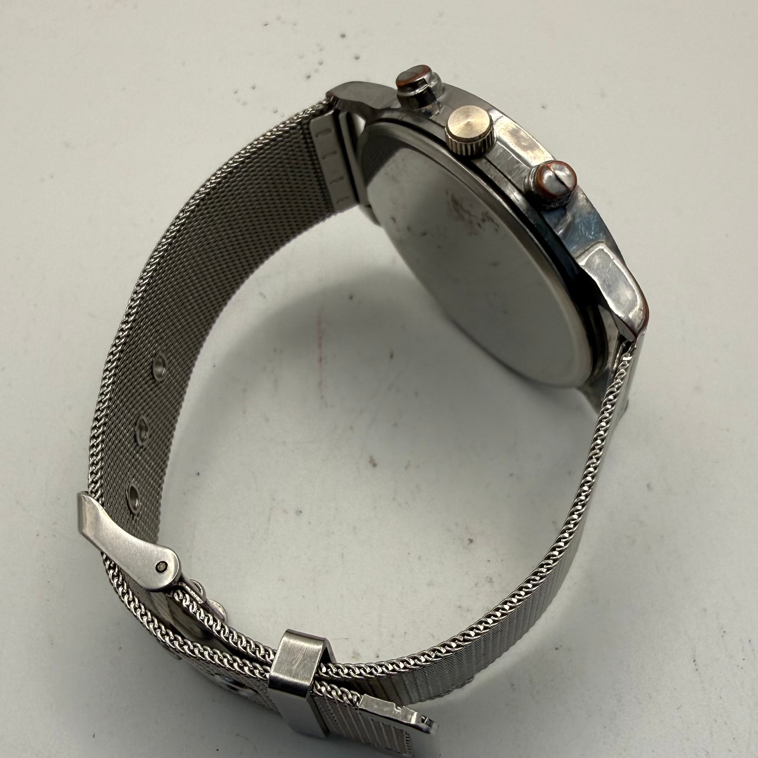 GENEVA Fashion Quartz Watch Black Dial Blue Markers Mesh Bracelet 44.5mm (Fully Tested and Working)- £7.00