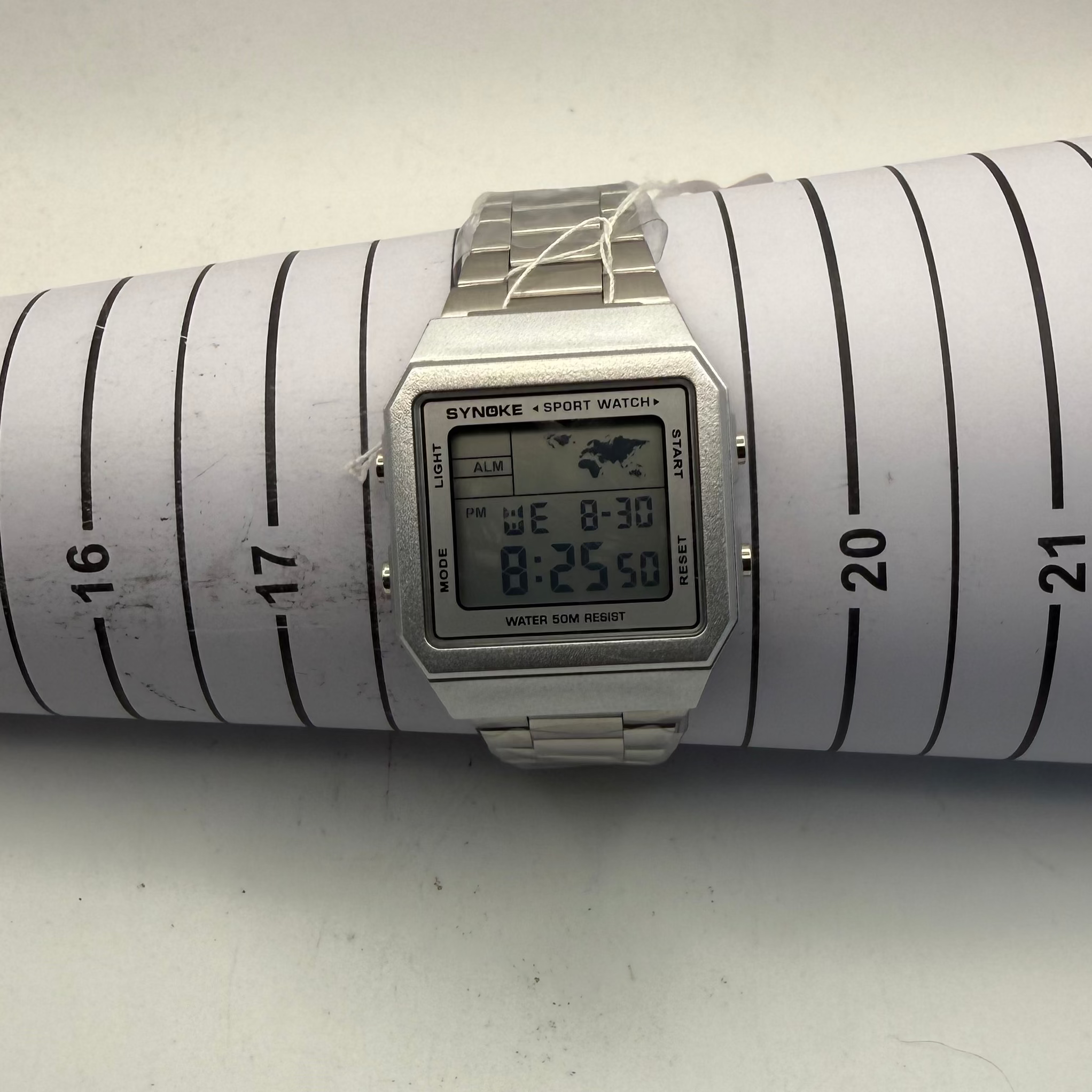 SYNOKE Retro Digital Watch New with Instructions & Presentation Box- £19.99