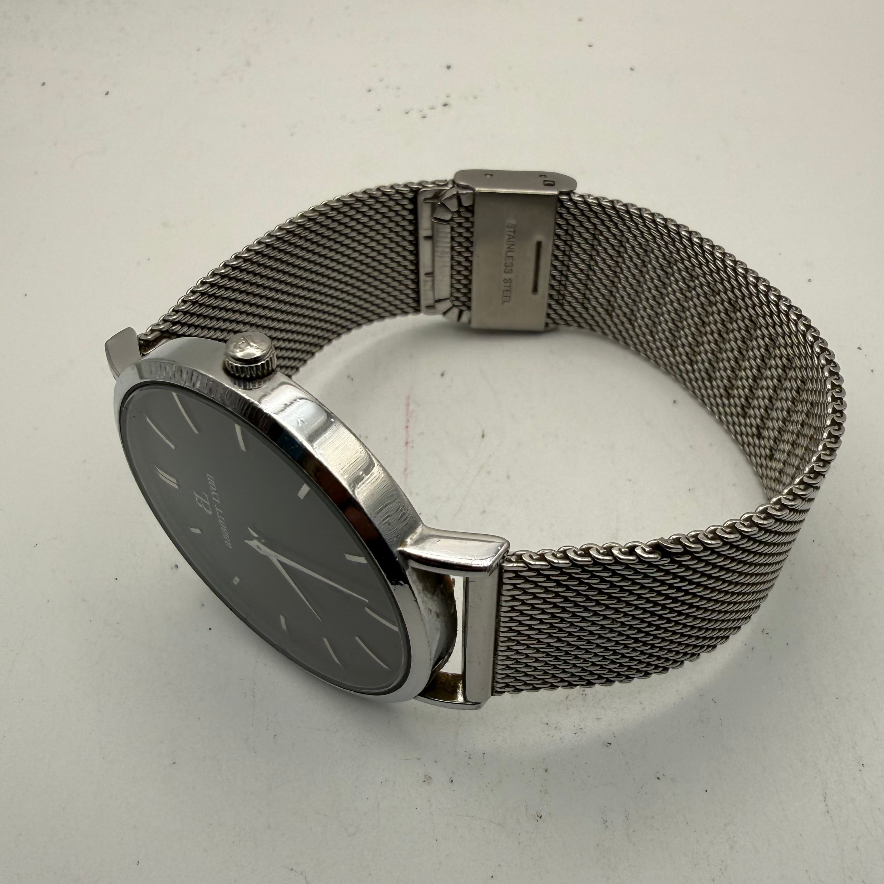 Abbott Lyon Black Dial Mesh Bracelet 43mm Quartz Watch Date Display (Fully Tested and Working)- £35.00