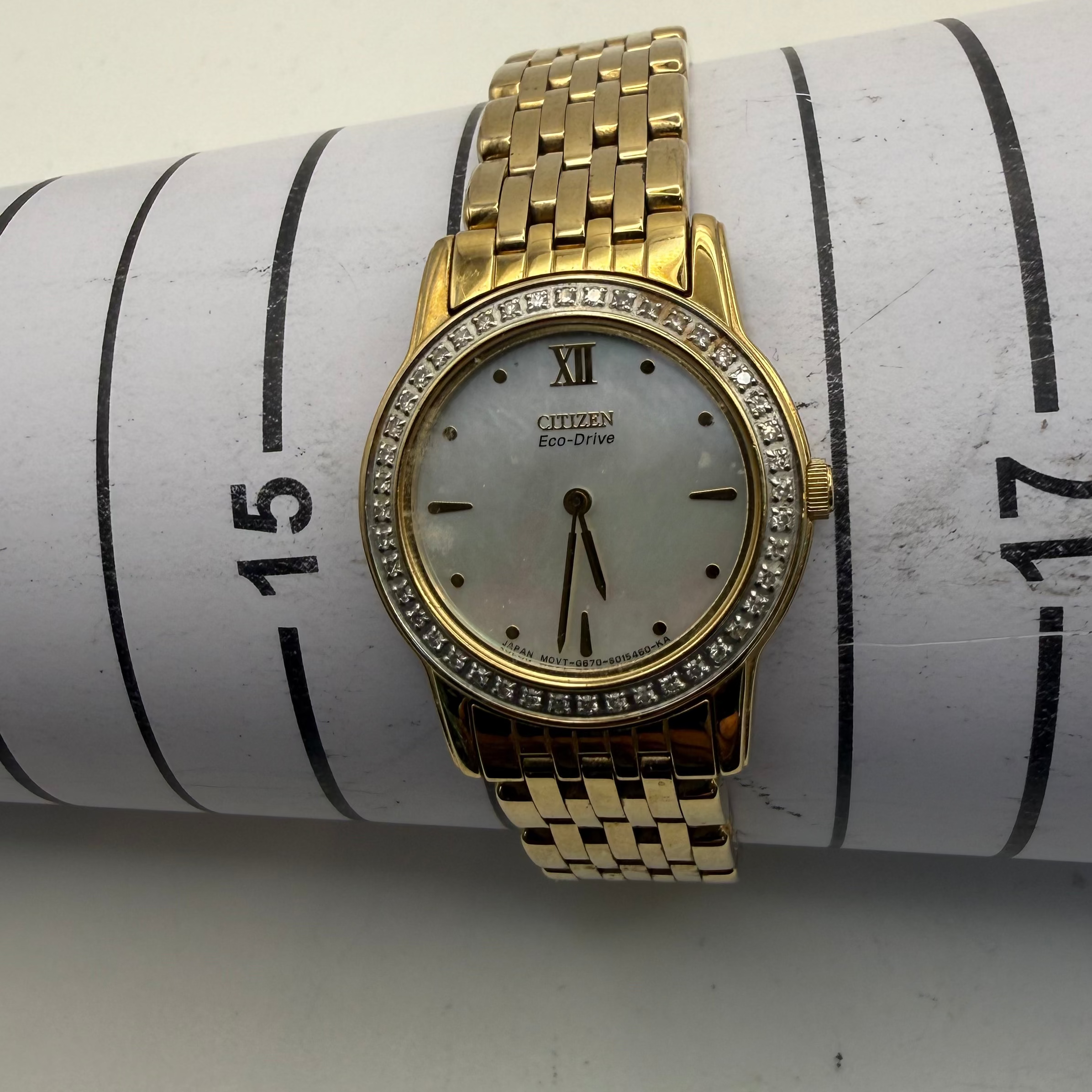 Citizen Eco-Drive Ladies Gold Tone Mother of Pearl Crystal Bezel Watch 24mm (Fully Tested and Working)- £30.00
