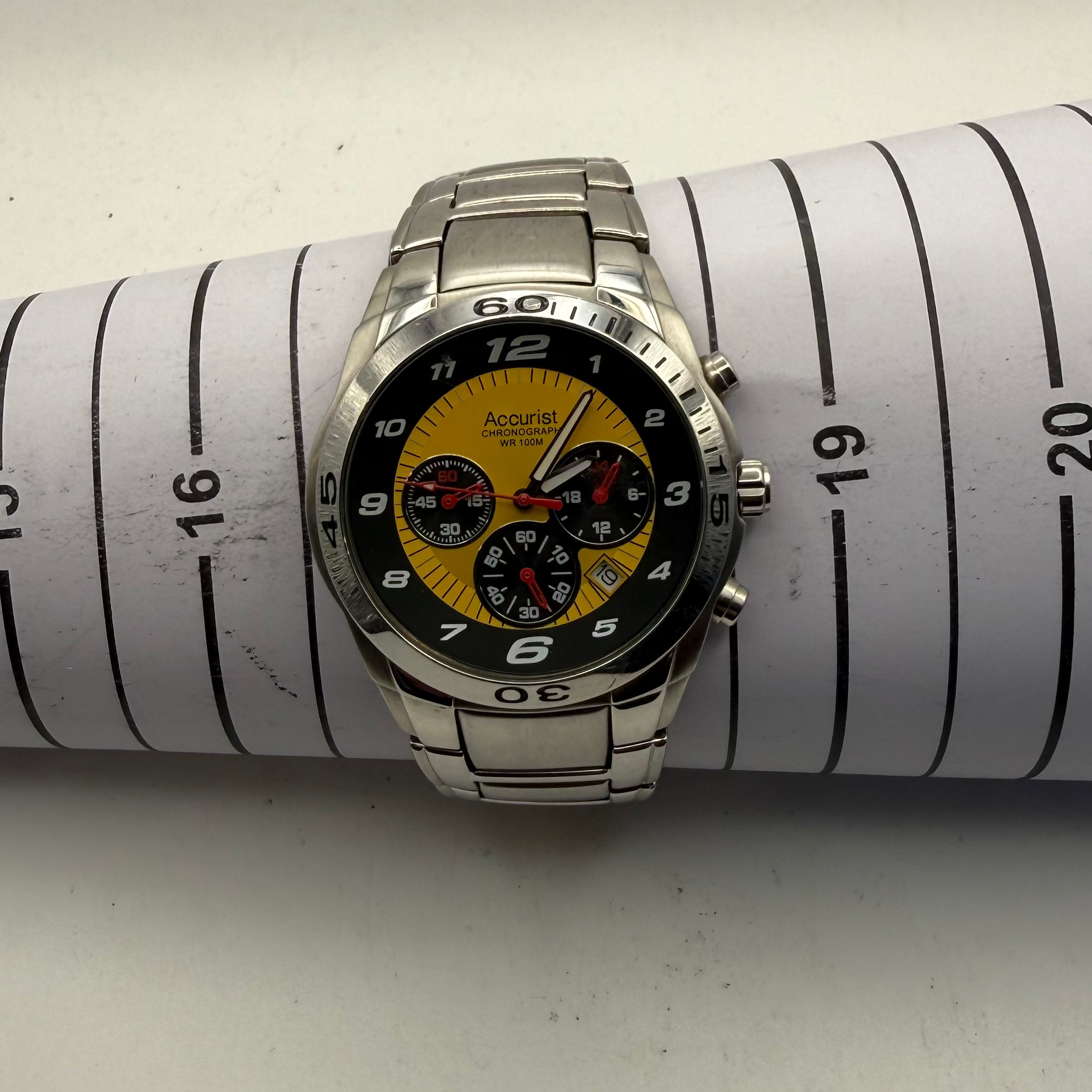 Accurist Chronograph WR100M Yellow Dial Stainless Steel Watch MB872Y (Fully Tested and Working)- £45.00
