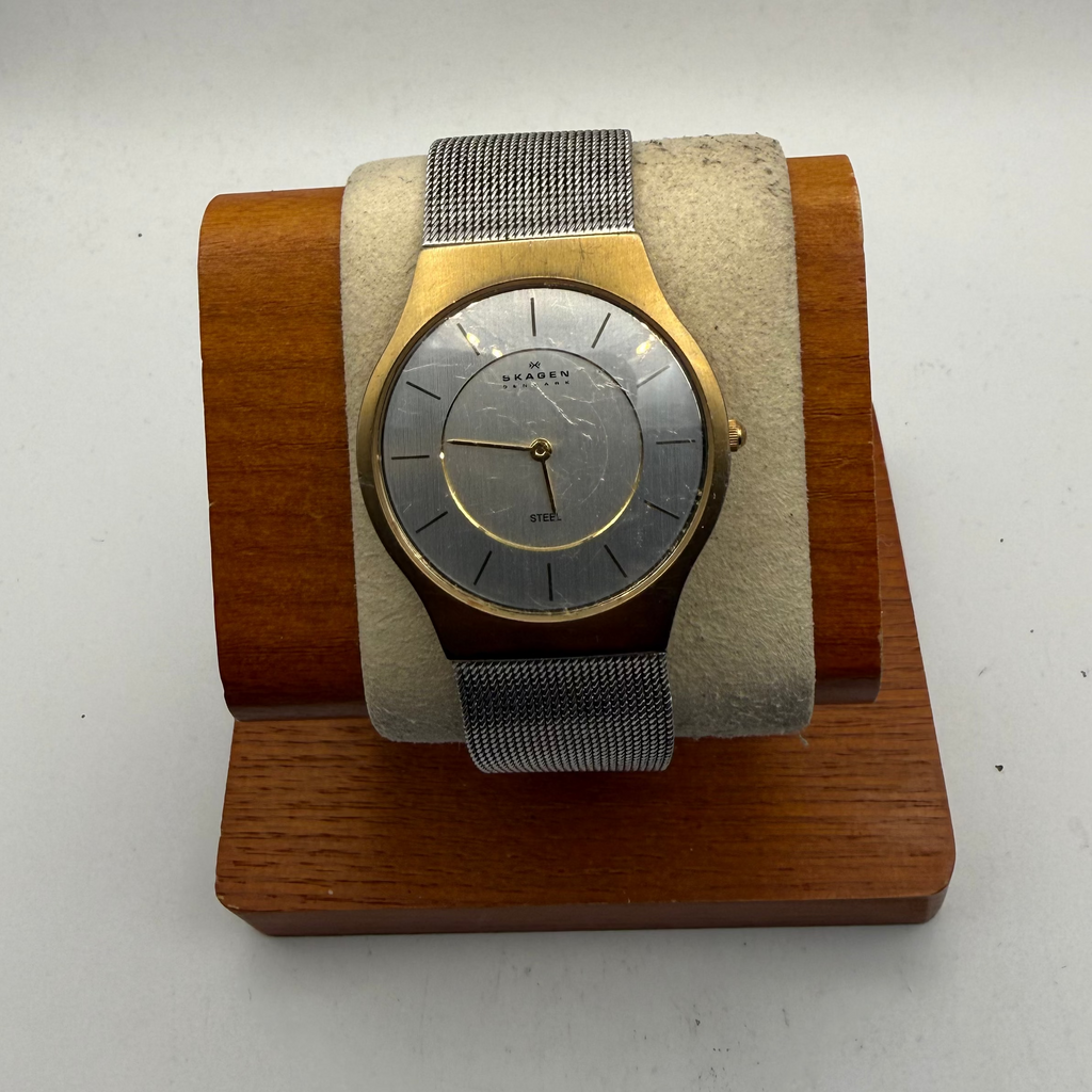 Skagen Denmark 233LGS Ultra Slim Mesh Bracelet Watch 36mm (Fully Tested and Working)- £15.00