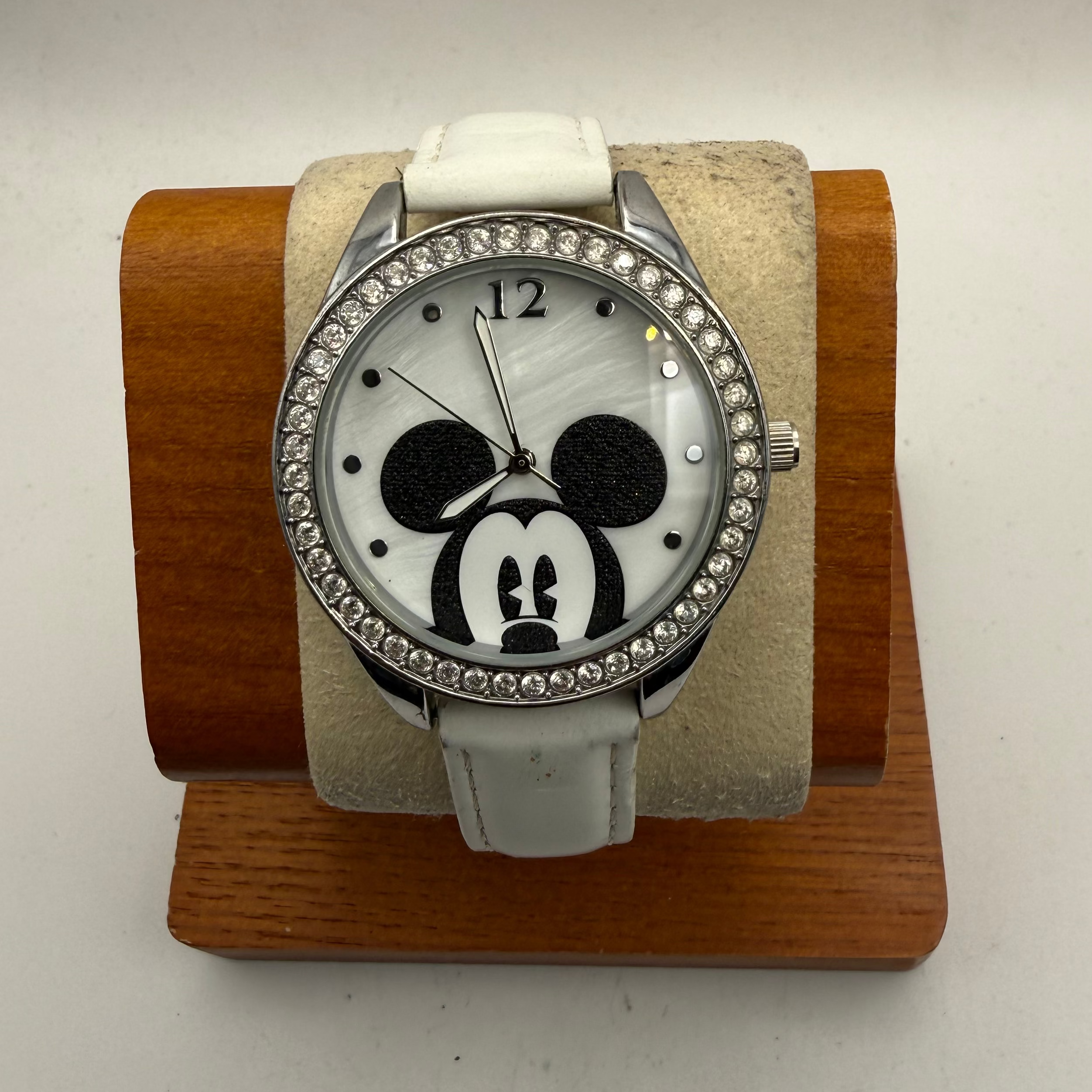 Disney Mickey Mouse Crystal Bezel White Dial Watch MK5596UK (Fully Tested and Working)-= £20.00