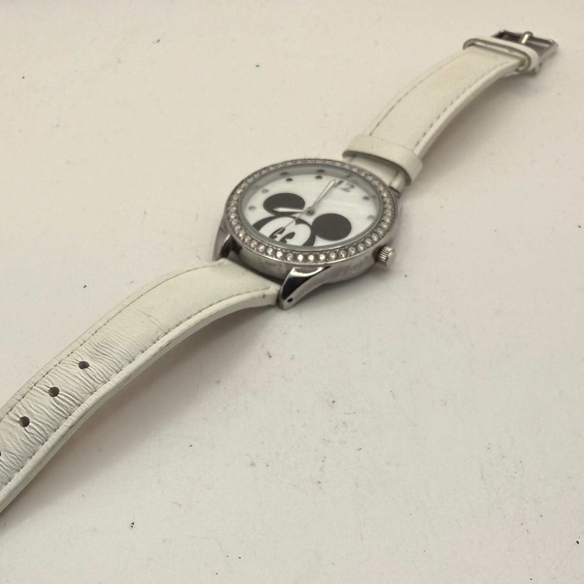 Disney Mickey Mouse Crystal Bezel White Dial Watch MK5596UK (Fully Tested and Working)-= £20.00
