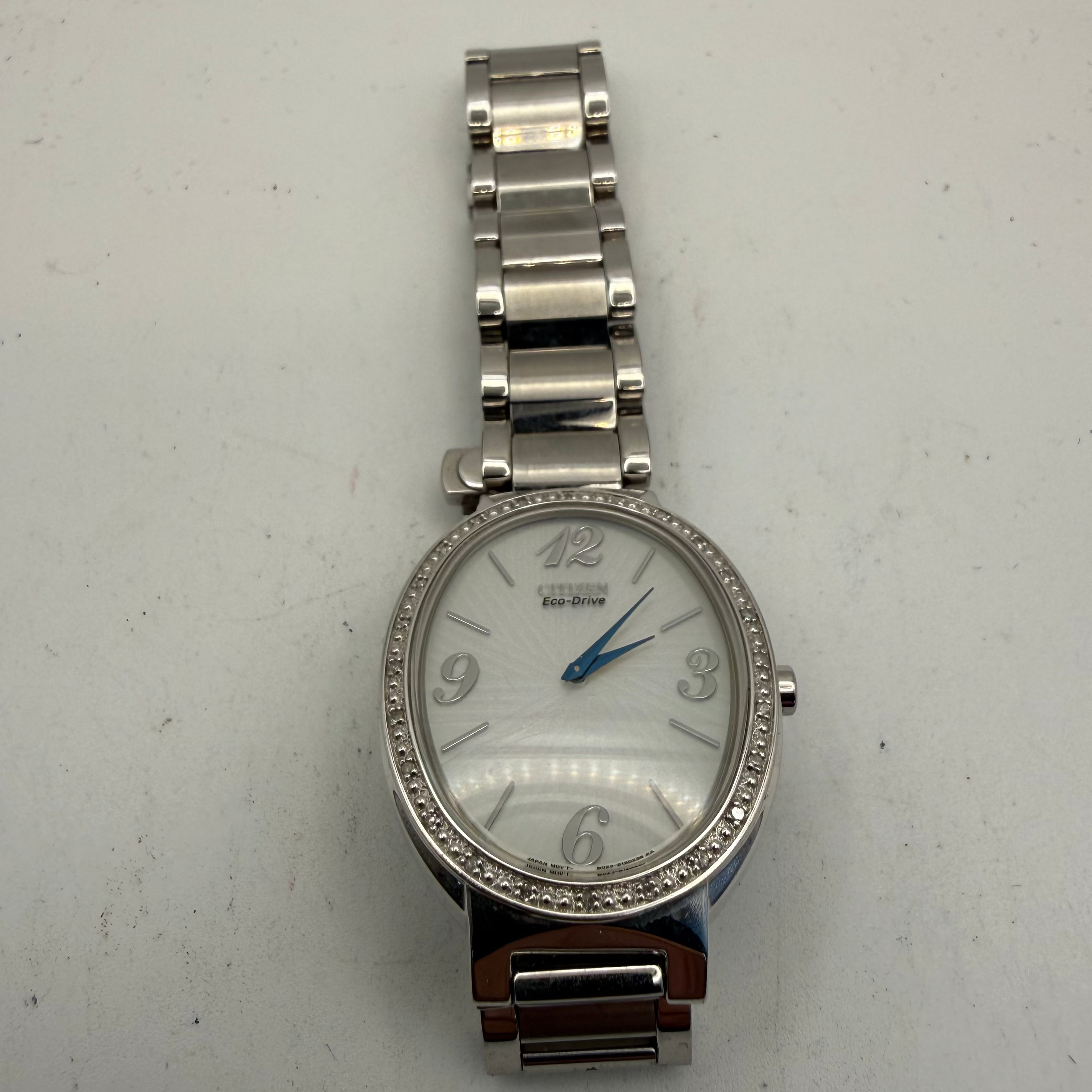 Citizen Eco-Drive Ladies Diamond Accent Oval Watch (Fully Tested and Working)- £45.00