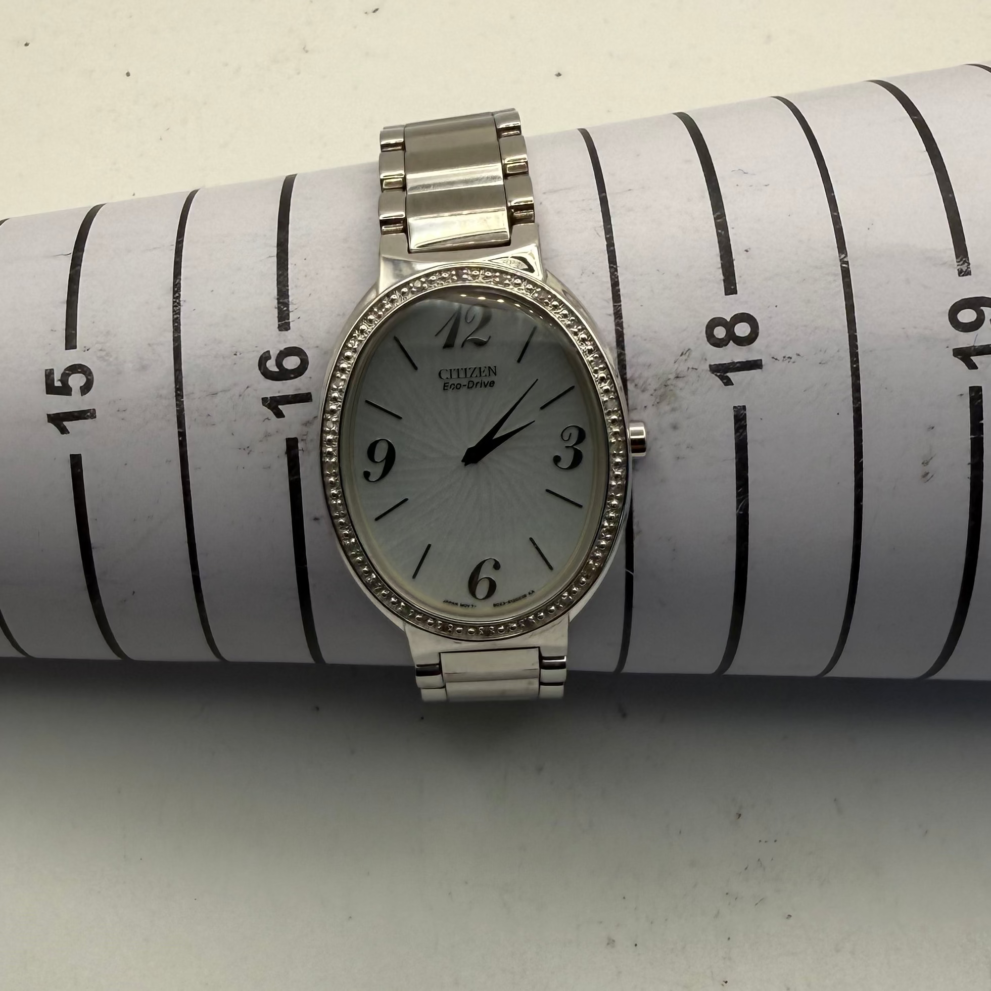 Citizen Eco-Drive Ladies Diamond Accent Oval Watch (Fully Tested and Working)- £45.00