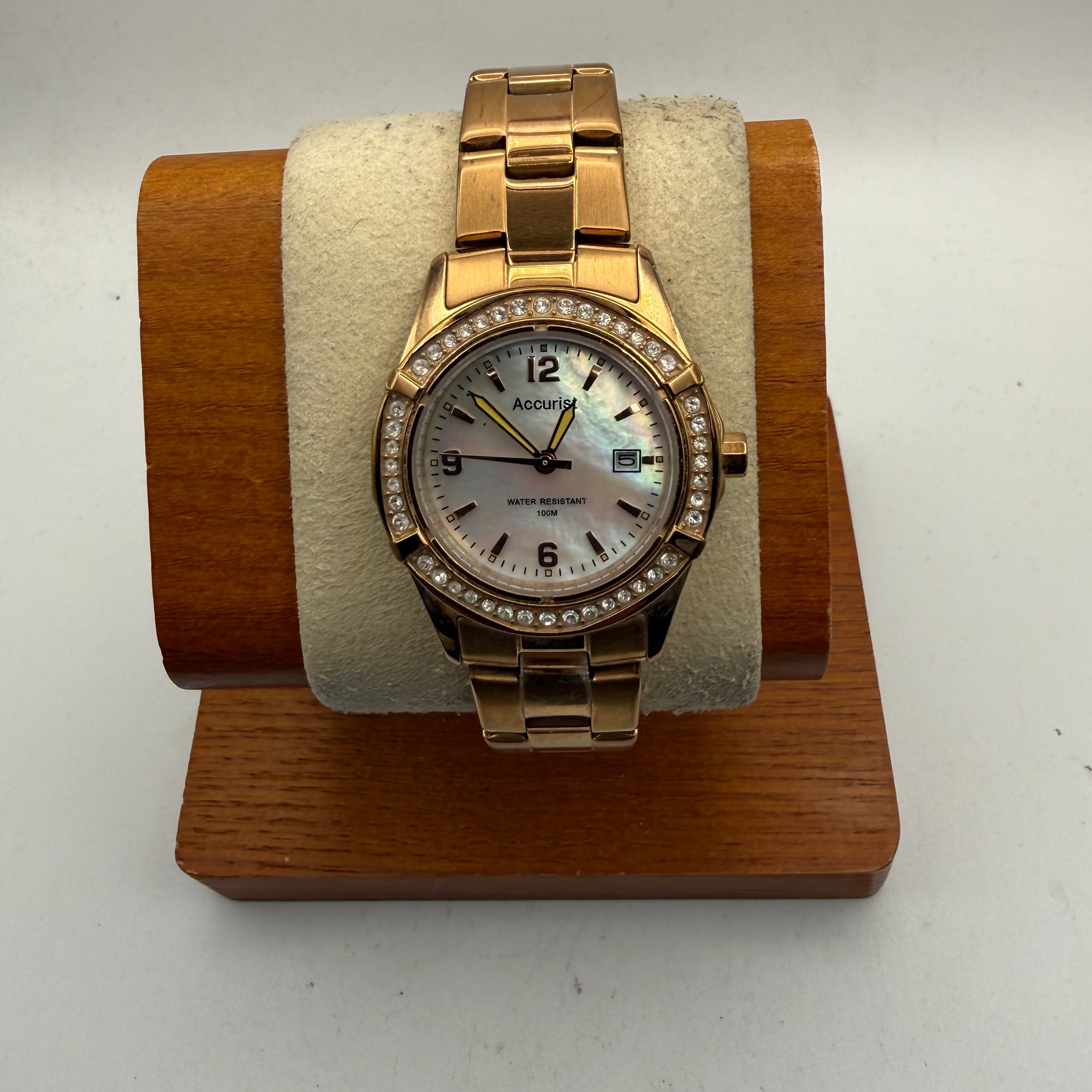 Accurist Ladies Rose Gold Tone Crystal Bezel Watch (Fully Tested and Working)- £25.00