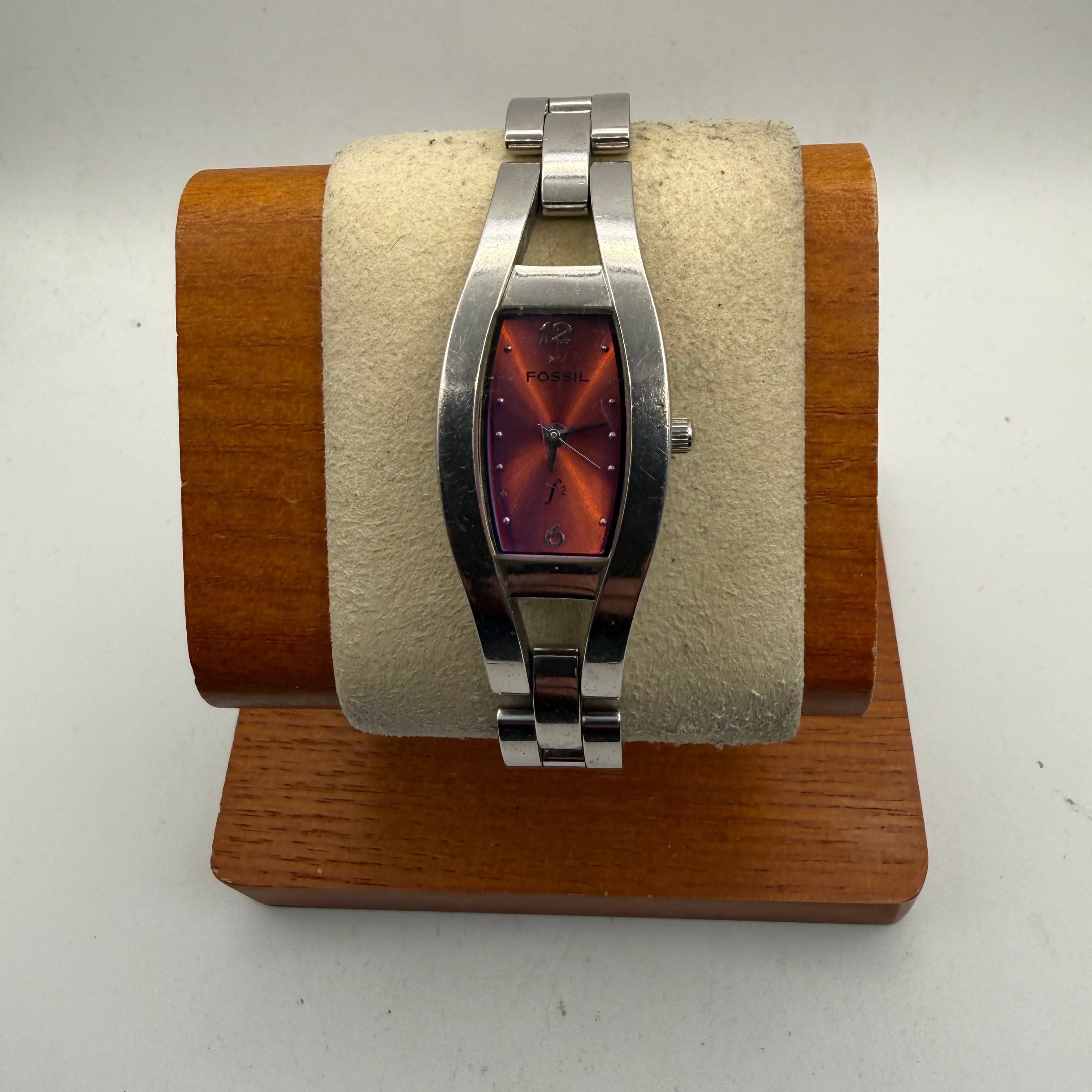 Fossil F2 Ladies Bracelet Watch (Fully Tested and Working)- £25.00