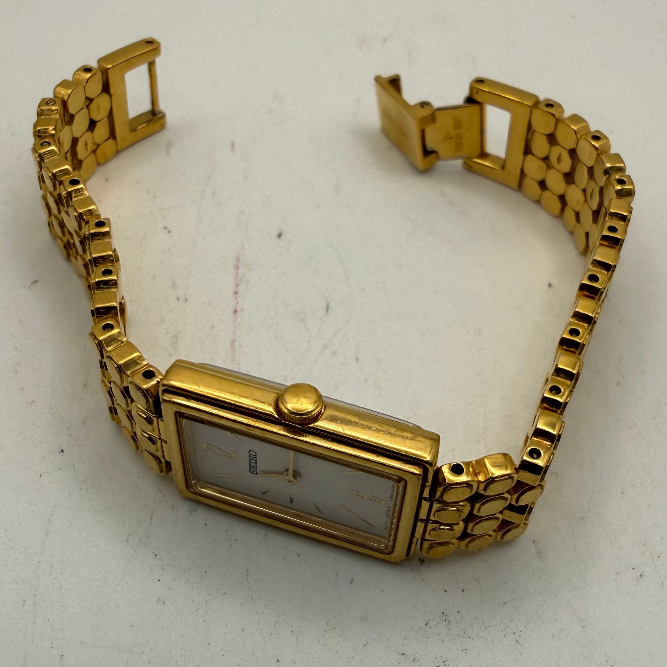 Seiko Ladies Gold Tone Dress Watch 1N00-6P80 (Fully Tested and Working)- £35.00