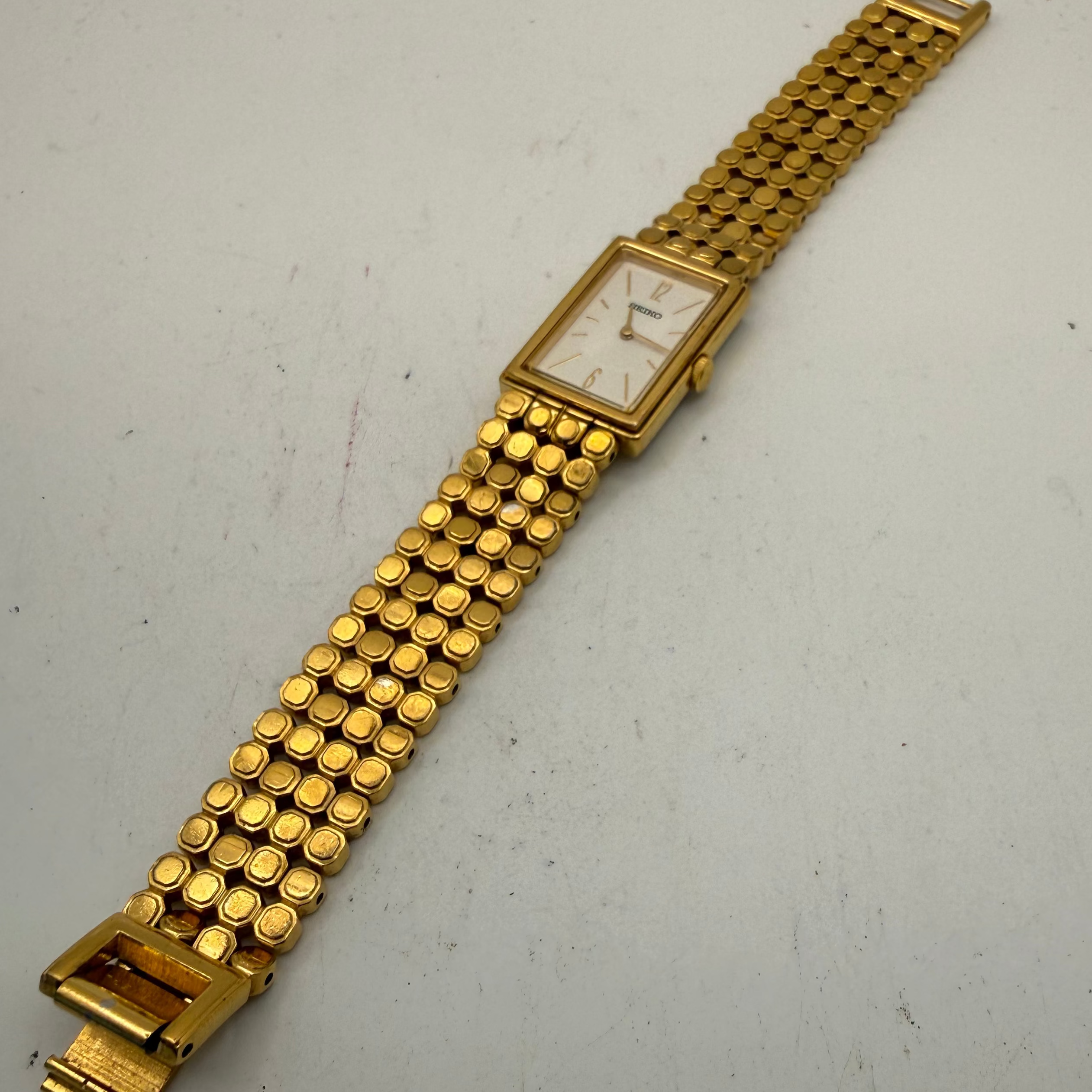 Seiko Ladies Gold Tone Dress Watch 1N00-6P80 (Fully Tested and Working)- £35.00