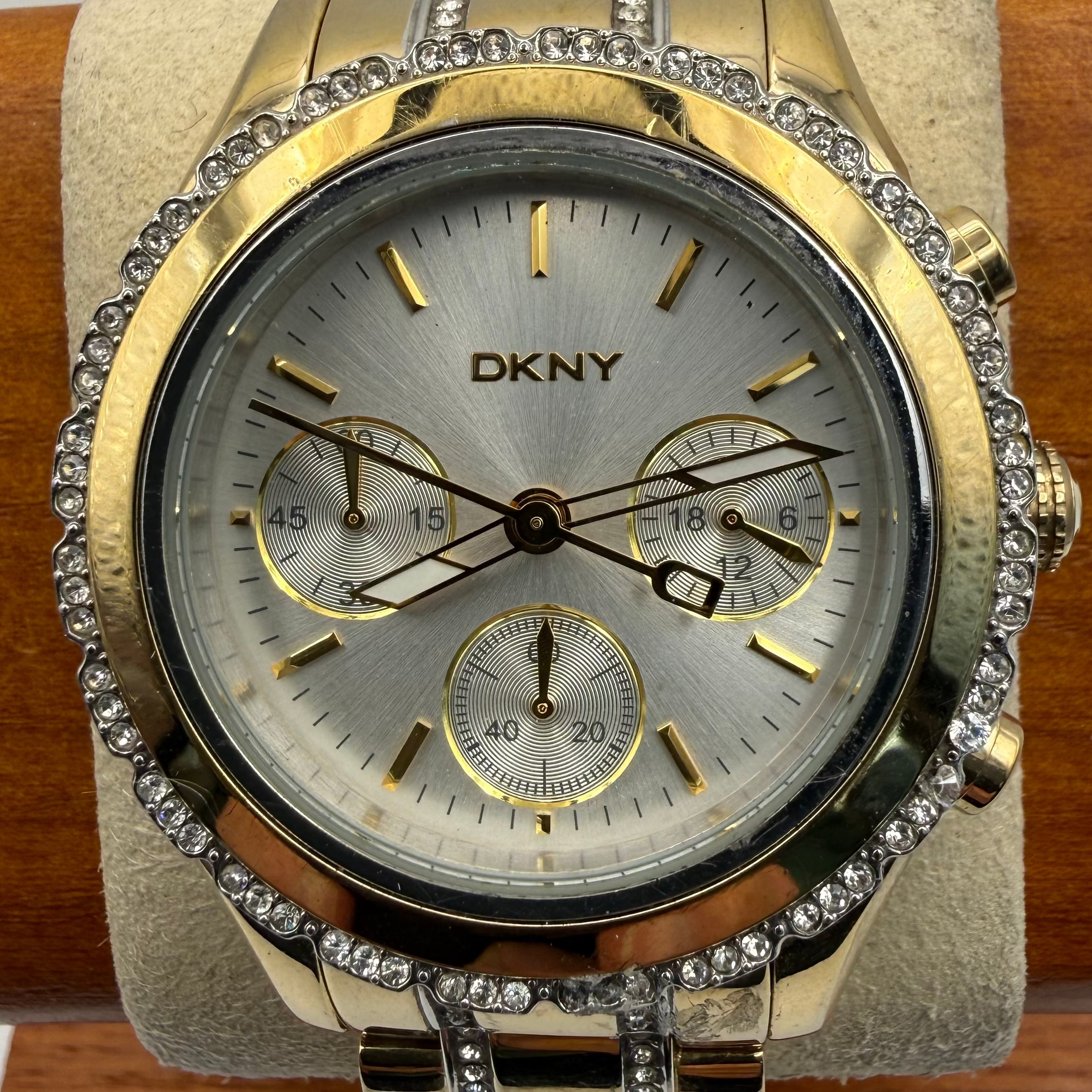 DKNY Crystal Bezel Chronograph Ladies Watch (Fully Tested and Working)- £15.00