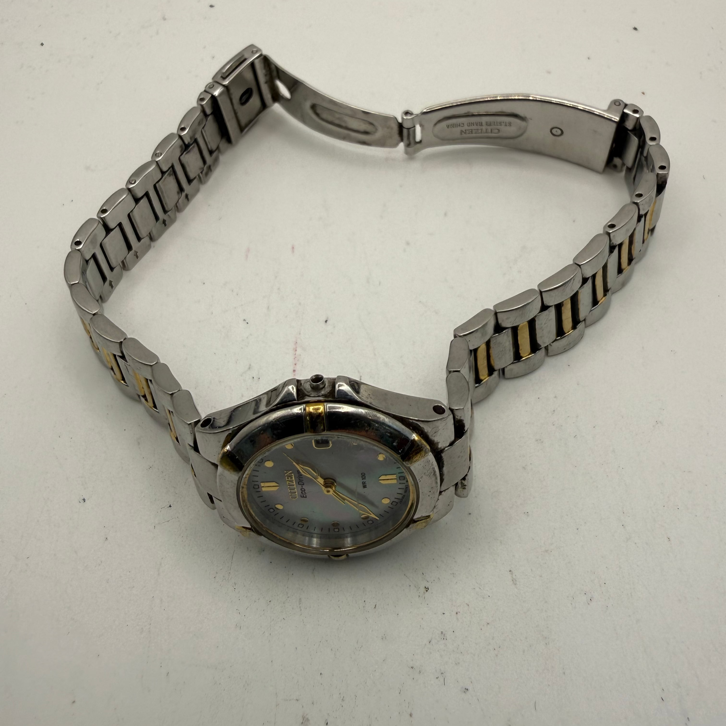 Citizen Eco-Drive WR100 Two-Tone Ladies Watch (Fully Tested and Working)- £35.00