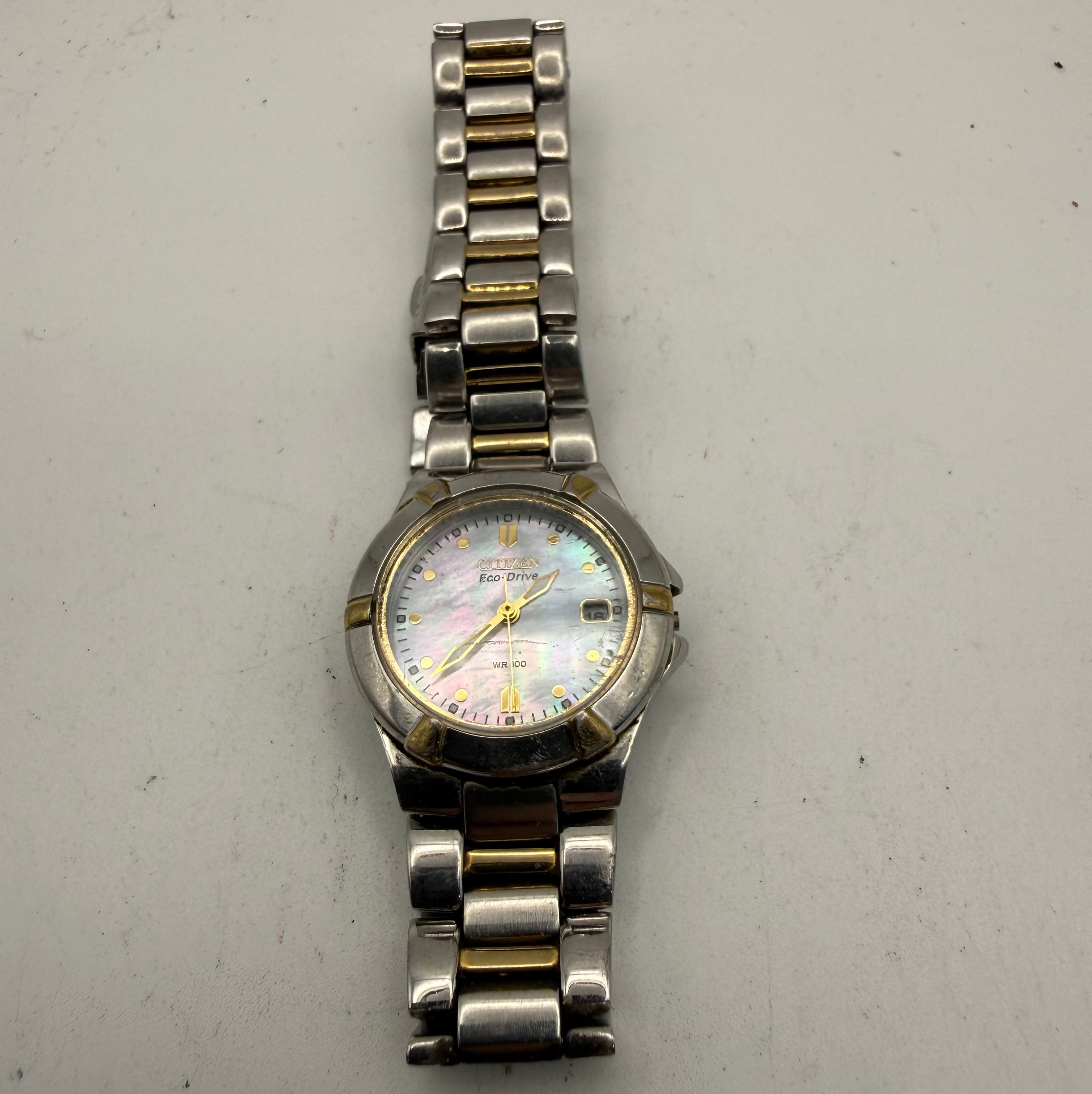 Citizen Eco-Drive WR100 Two-Tone Ladies Watch (Fully Tested and Working)- £35.00