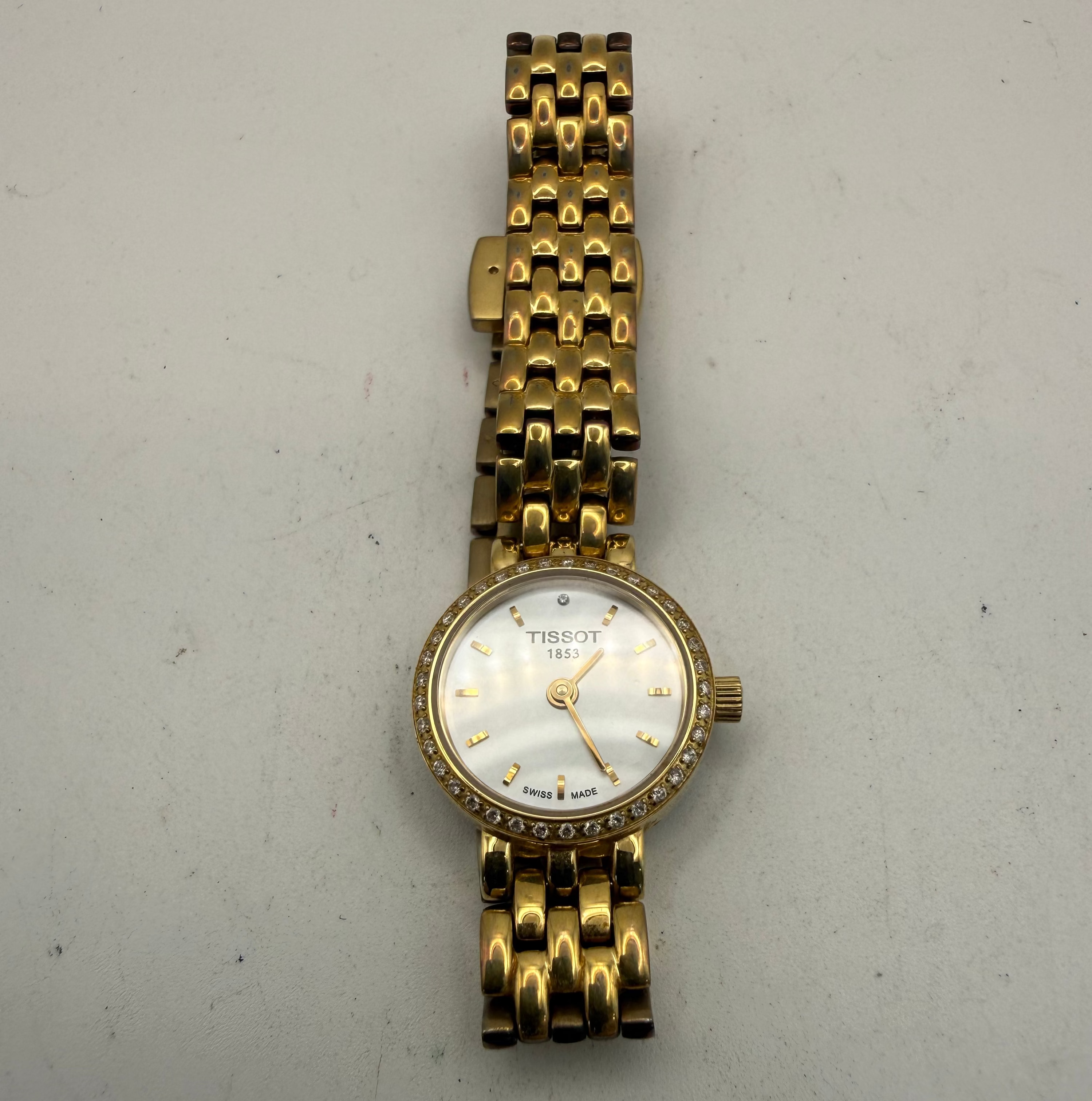 Tissot Ladies Diamond Bezel Gold Tone Watch (Fully Tested and Working)- £55.00