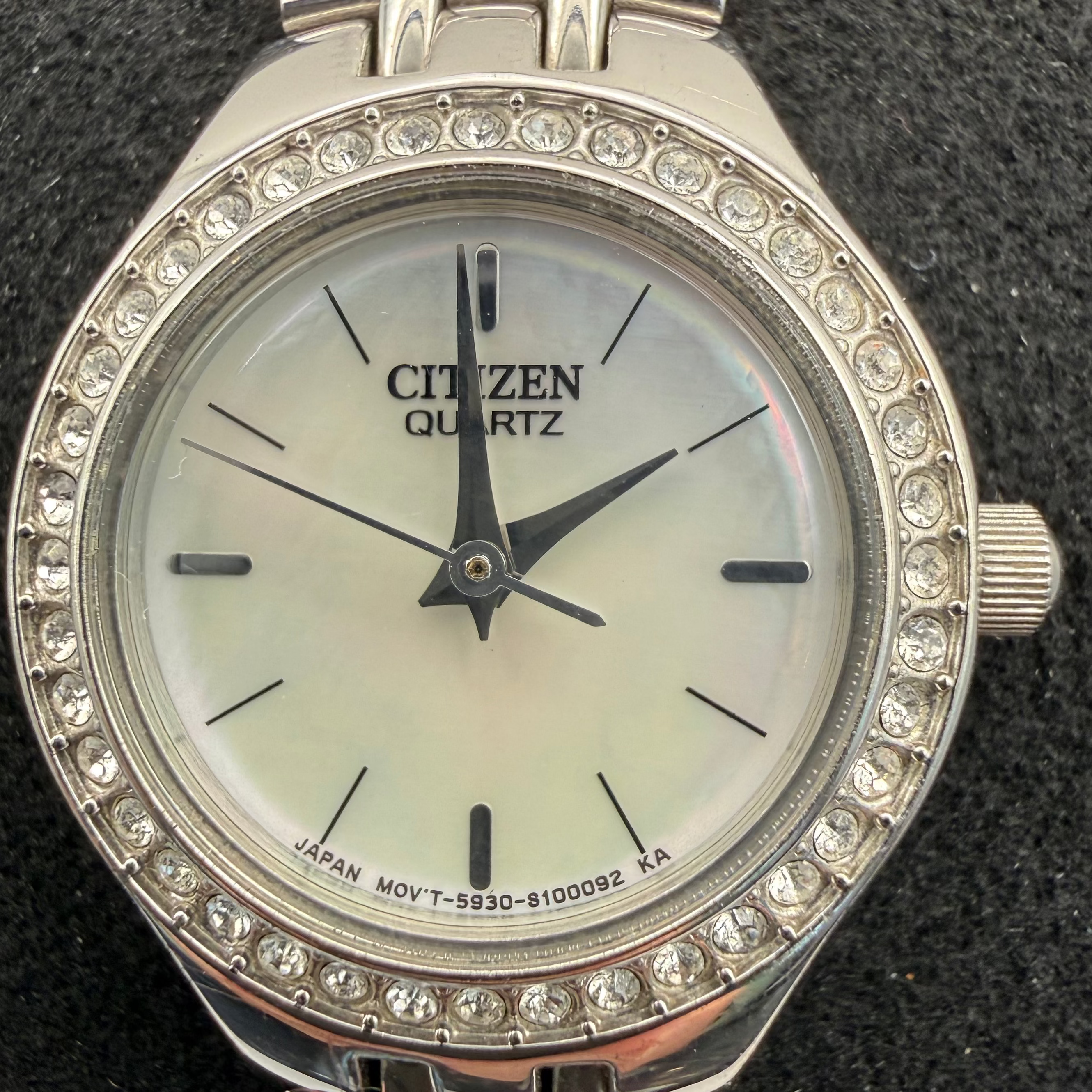 Citizen Quartz Mother of Pearl Crystal Bezel Ladies Watch (Fully Tested and Working)- £30.00