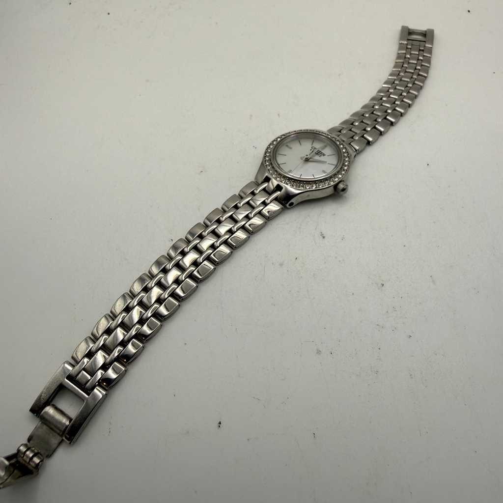 Citizen Quartz Mother of Pearl Crystal Bezel Ladies Watch (Fully Tested and Working)- £30.00