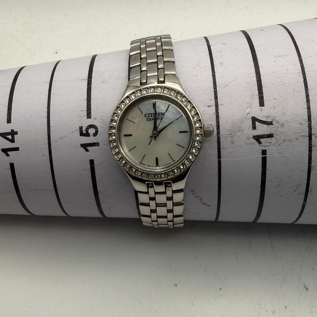 Citizen Quartz Mother of Pearl Crystal Bezel Ladies Watch (Fully Tested and Working)- £30.00