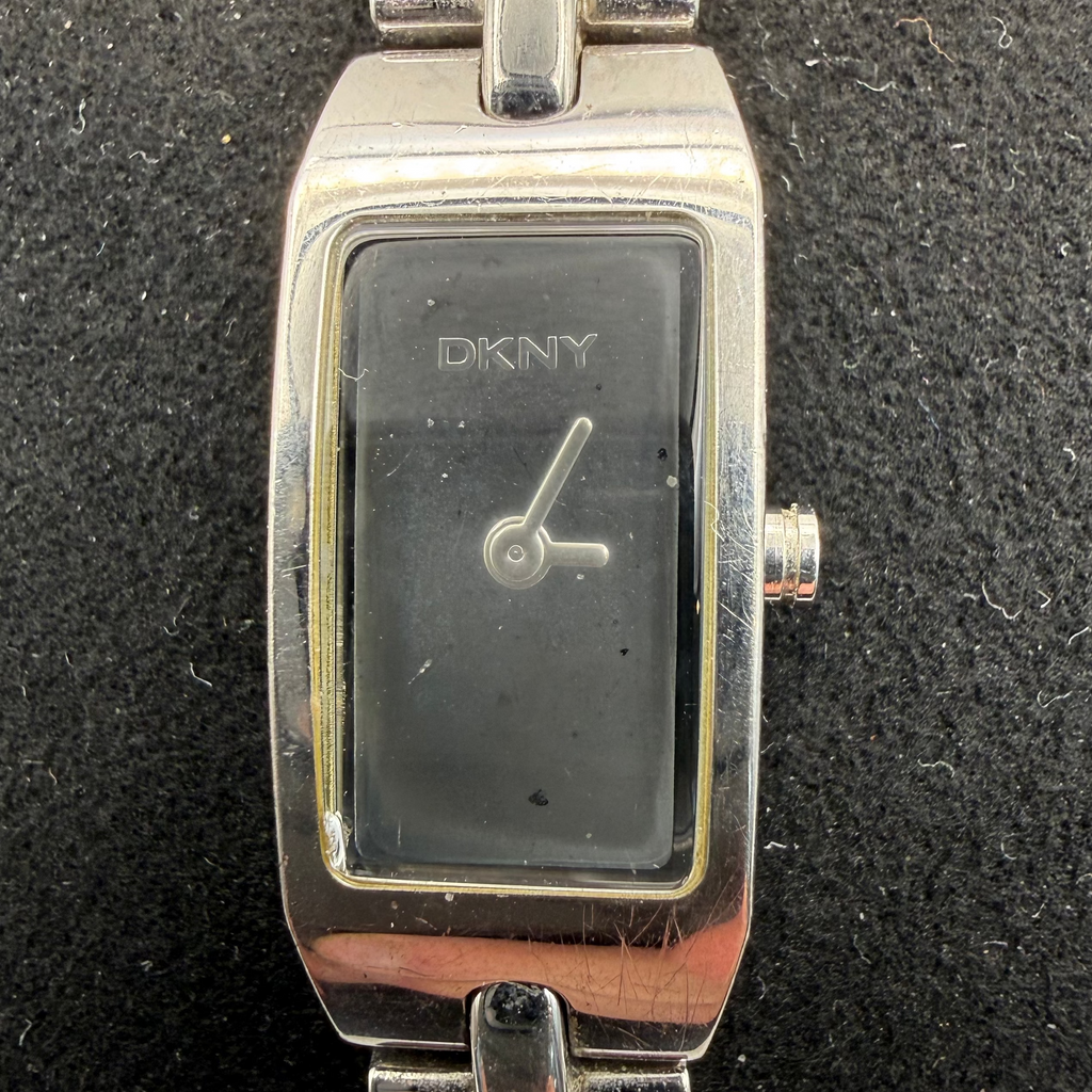 DKNY Ladies Bracelet Watch Black Dial (Fully Tested and Working)- £25.00