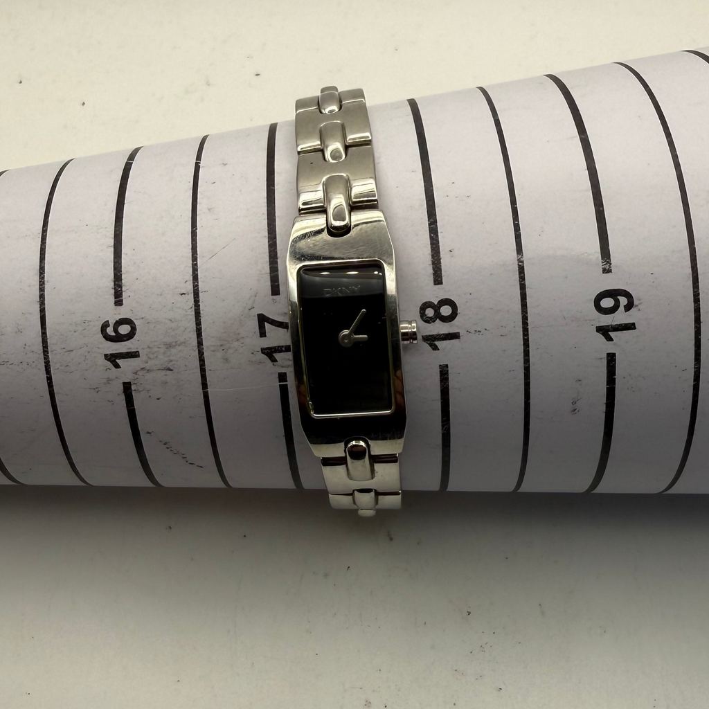 DKNY Ladies Bracelet Watch Black Dial (Fully Tested and Working)- £25.00