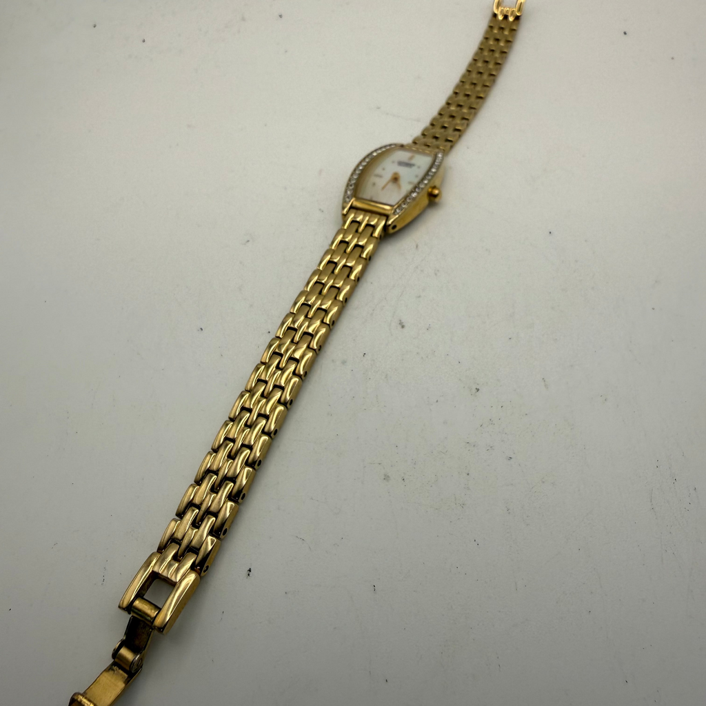 Citizen Quartz Mother of Pearl Ladies Watch (Fully Tested and Working)- £35.00