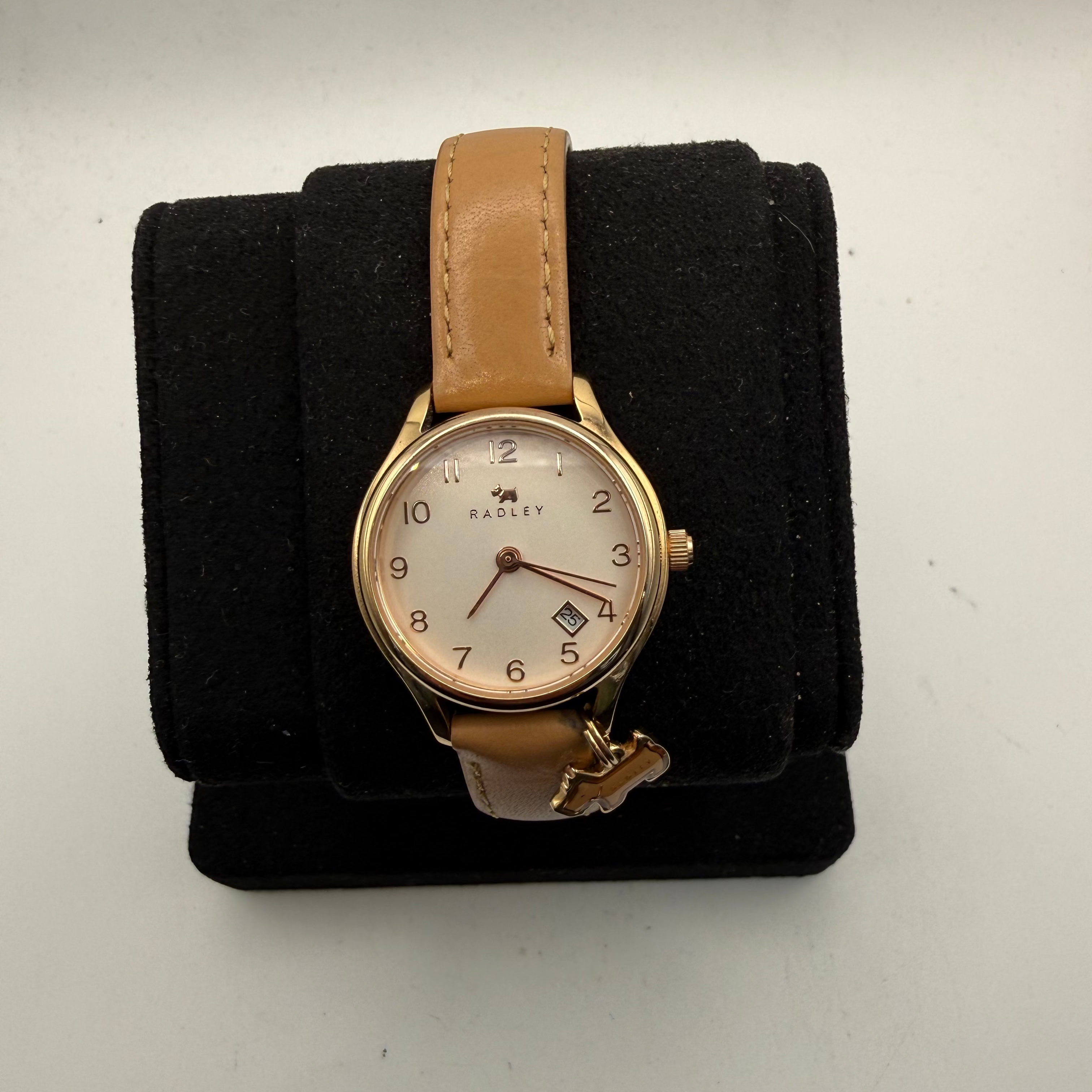 Radley London Ladies Date Watch Rose Gold Tone (Fully Tested and Working)- £20.00