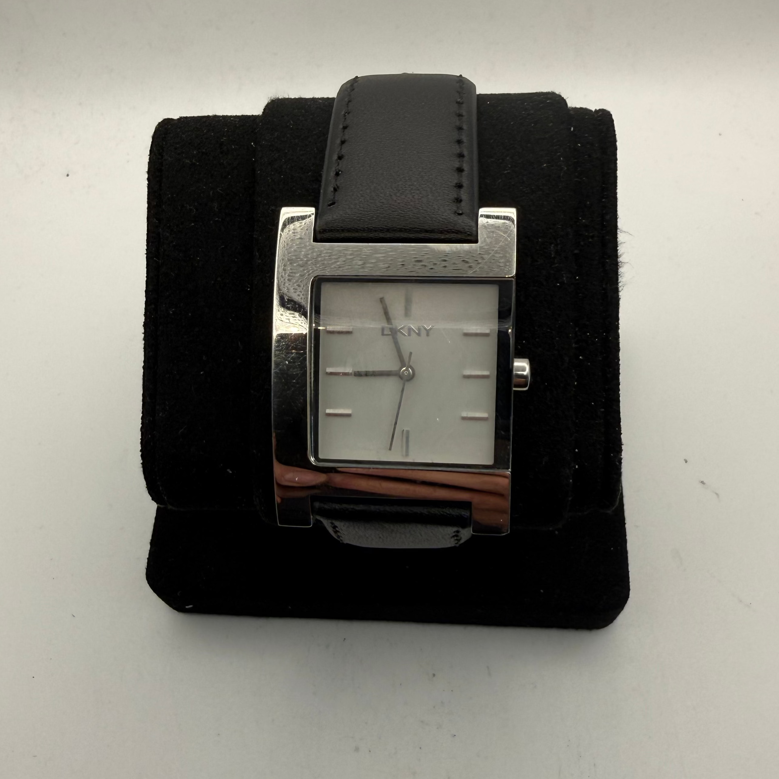 DKNY NY-1128 Square Stainless Steel Watch – Classic Minimalist Design- £49.99