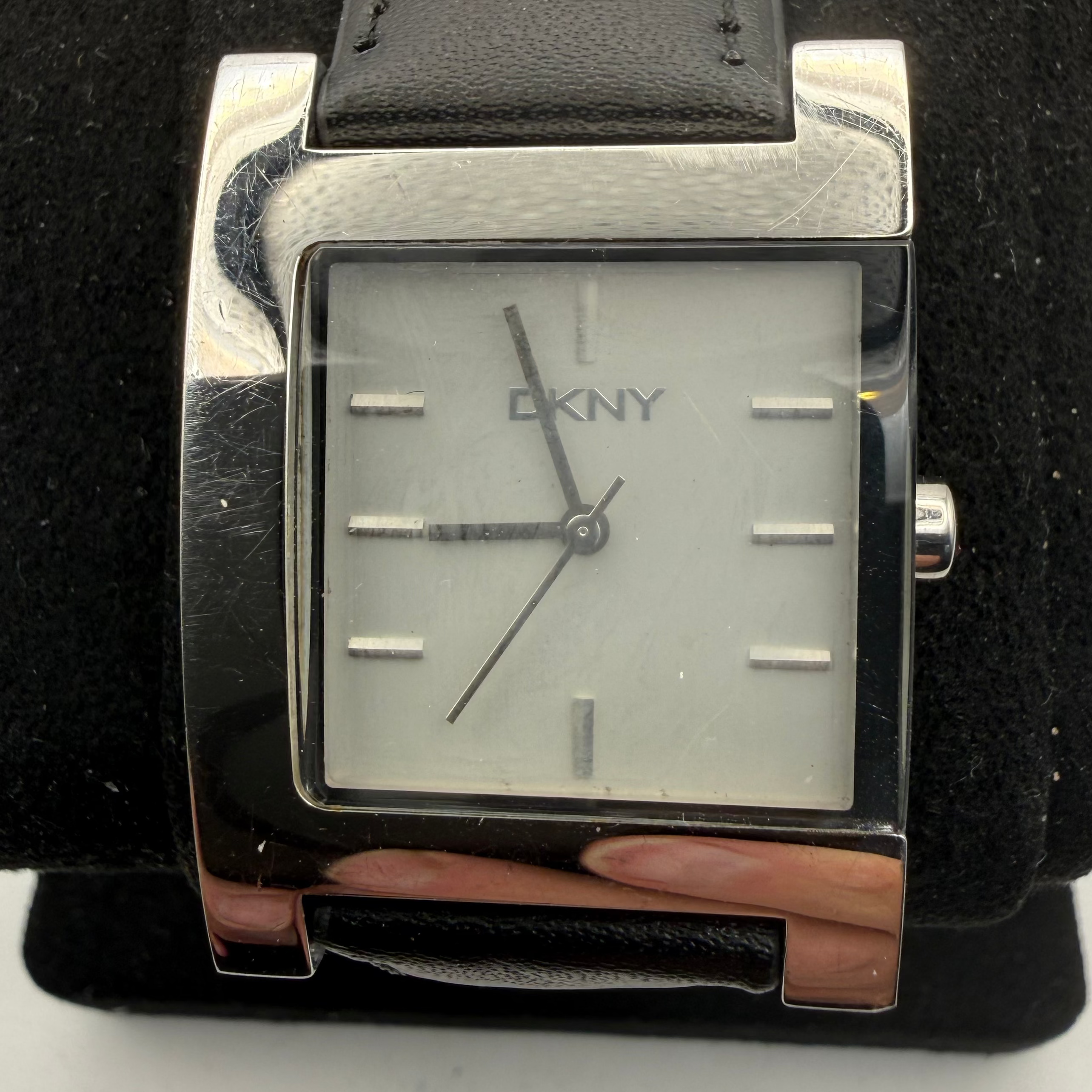 DKNY NY-1128 Square Stainless Steel Watch – Classic Minimalist Design- £49.99