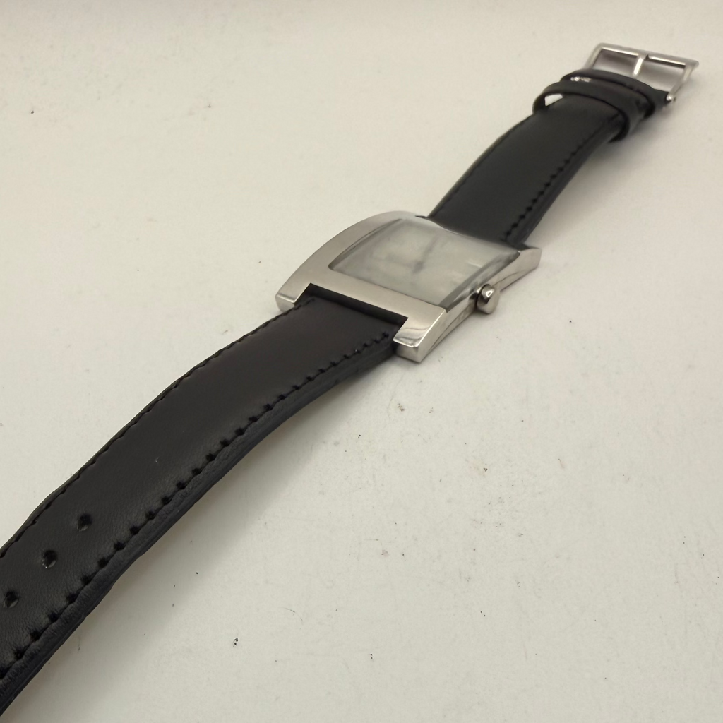 DKNY NY-1128 Square Stainless Steel Watch – Classic Minimalist Design- £49.99