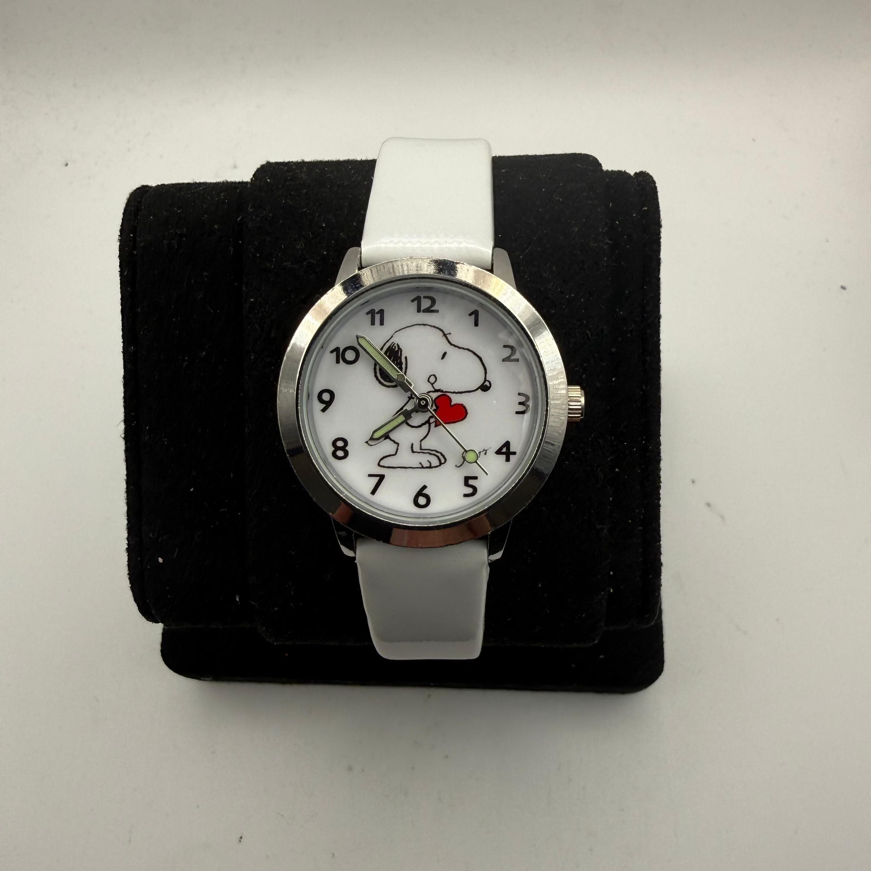 Snoopy Heart Dial Watch (Fully Tested and Working)- £15.00