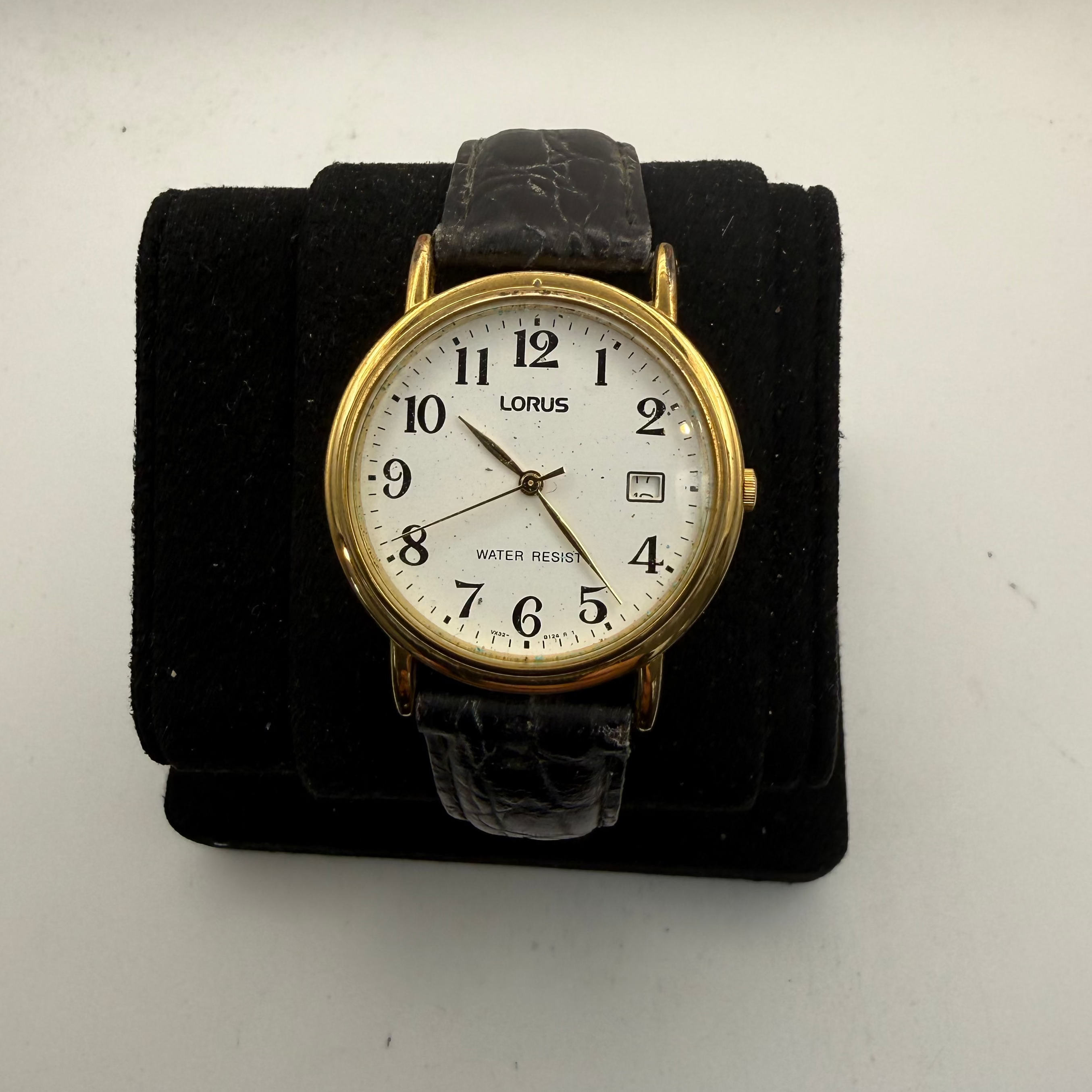 Lorus VX32-X193 Gold Tone White Dial Date Watch (Fully Tested and Working)- £10.00