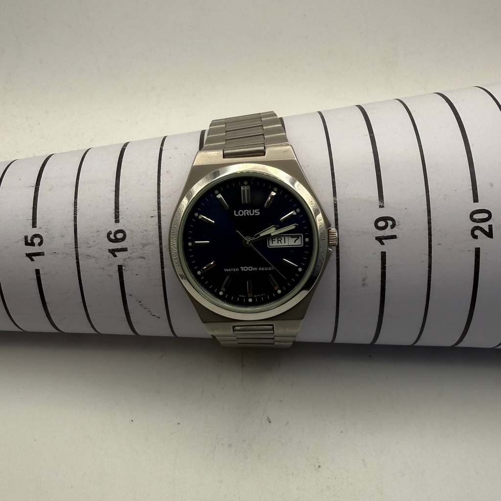 Lorus VX43-X012 Blue Dial Day Date Watch (Fully Tested and Working)- £35.00