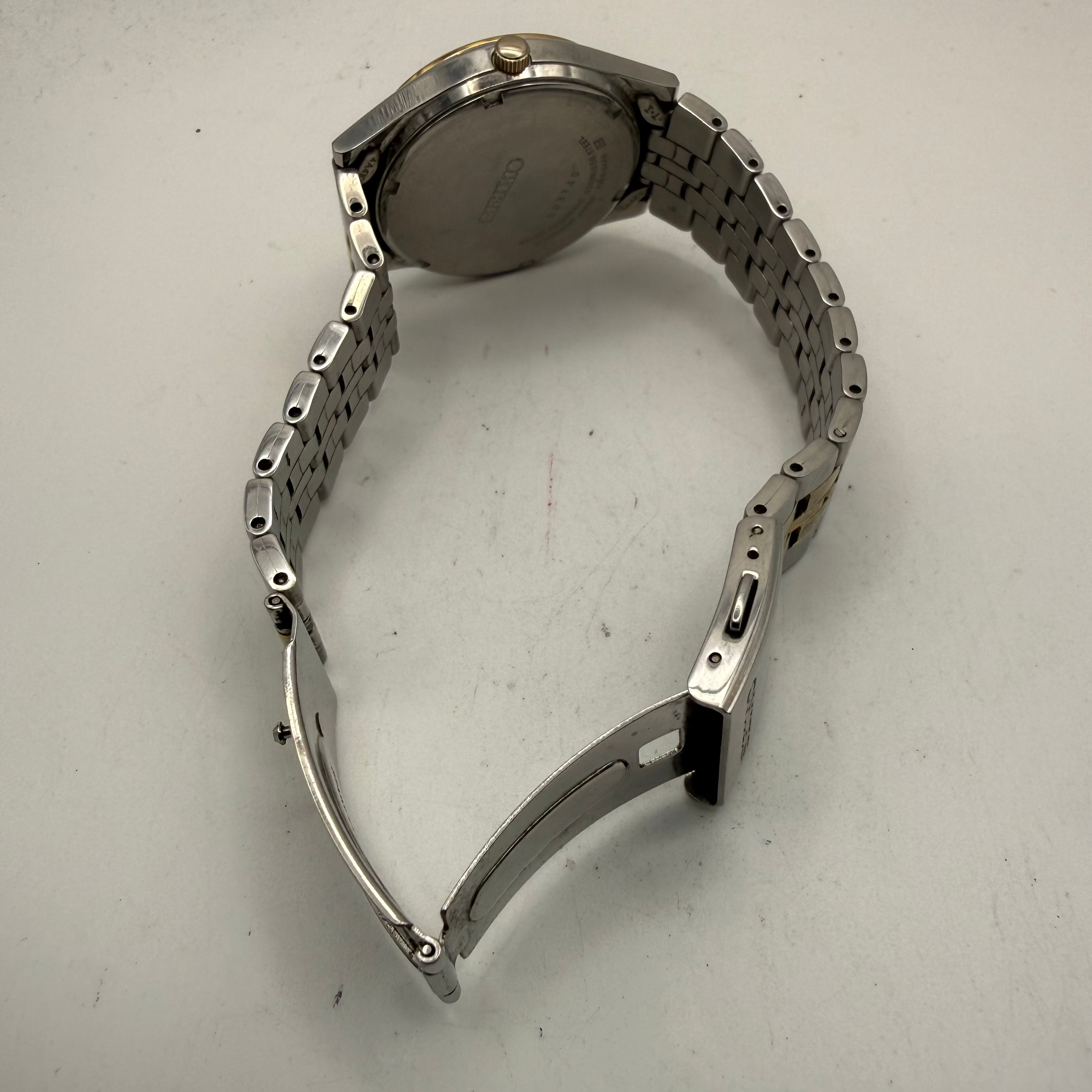 Seiko Solar Day Date Two-Tone Bracelet Watch V158-0AA0 (Fully Tested and Working)- £90.00