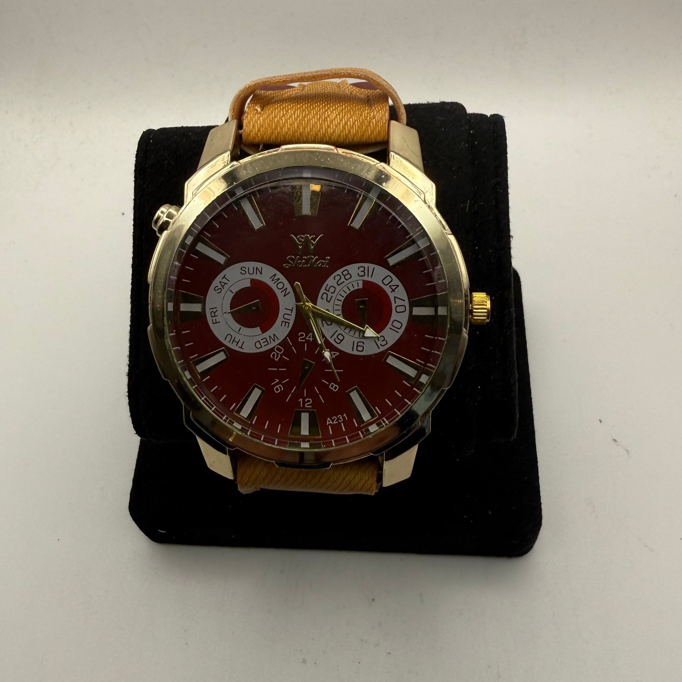 Shhors Multi-Function Red Dial Gold Tone Watch- £15.00