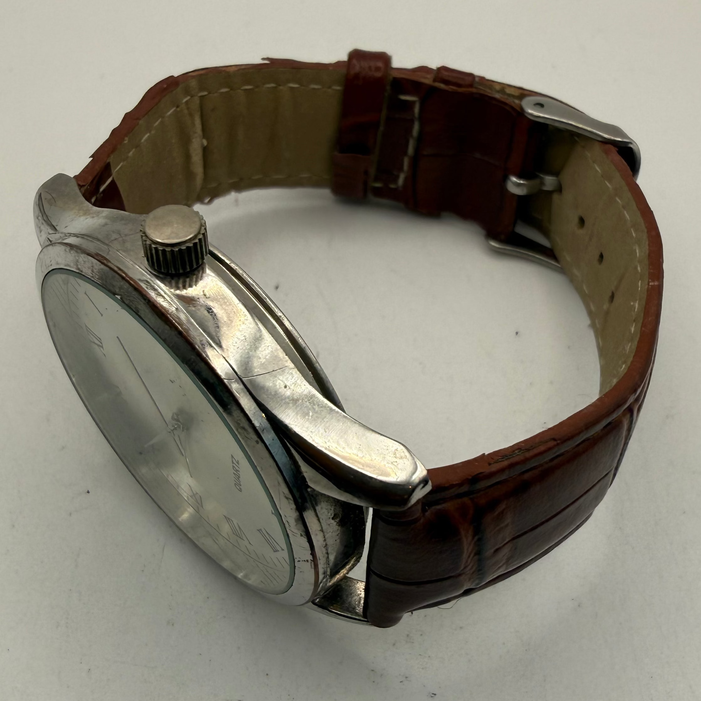 Classic Roman Numeral Quartz Dress Watch (Fully Tested and Working)- £20.00