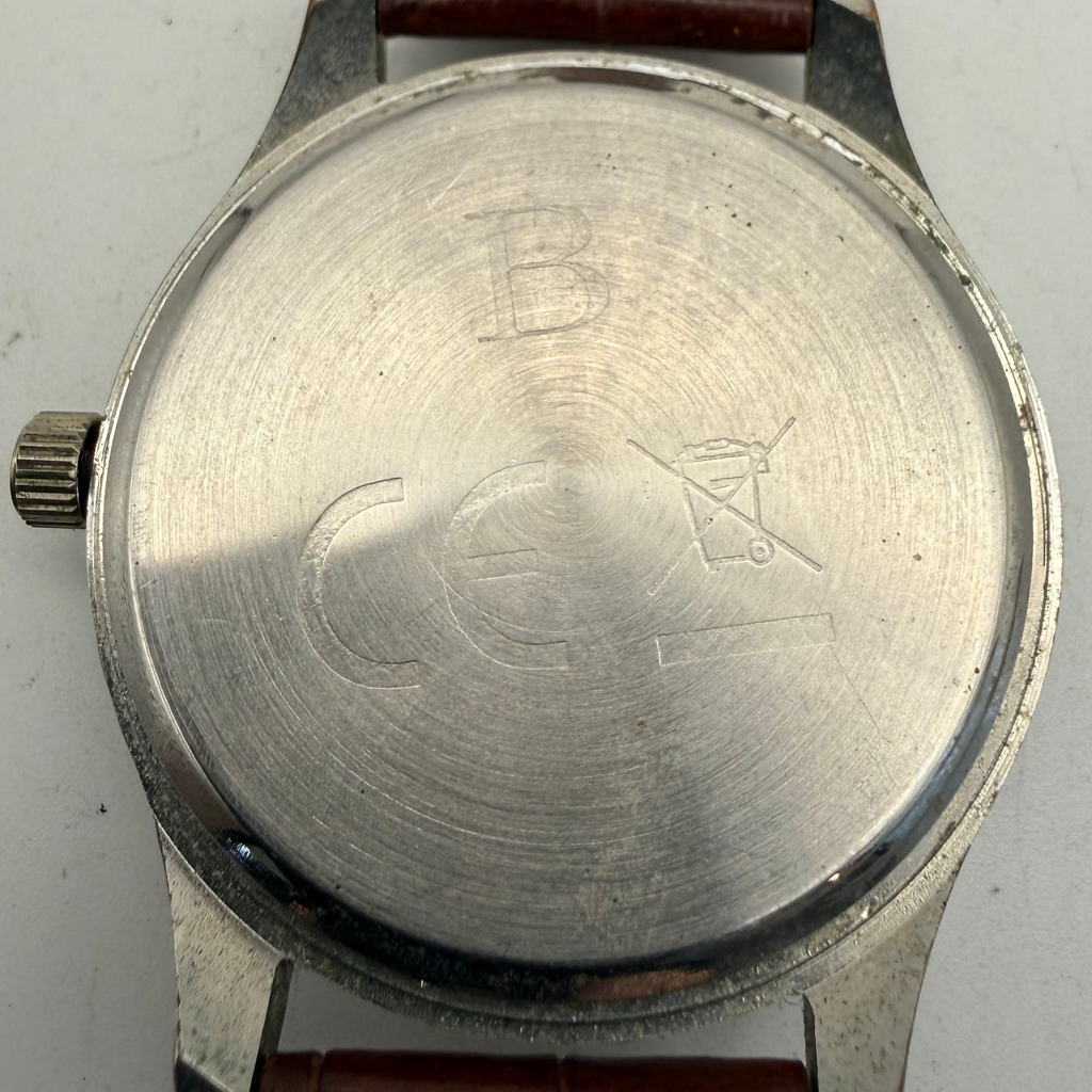 Classic Roman Numeral Quartz Dress Watch (Fully Tested and Working)- £20.00