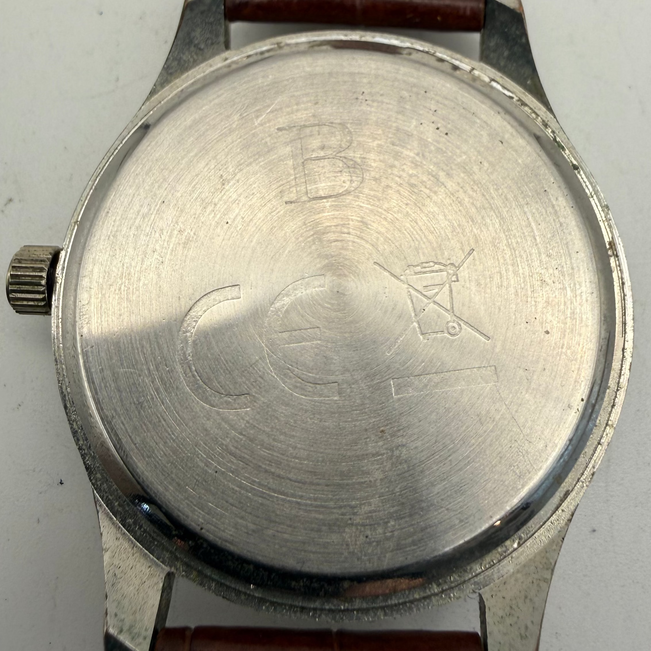Classic Roman Numeral Quartz Dress Watch (Fully Tested and Working)- £20.00