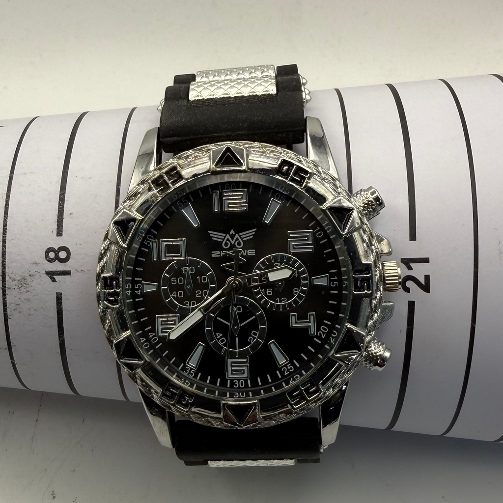 ZHOWE Men's Black Silicone Strap Sports Watch 49mm Boxed- £12.00