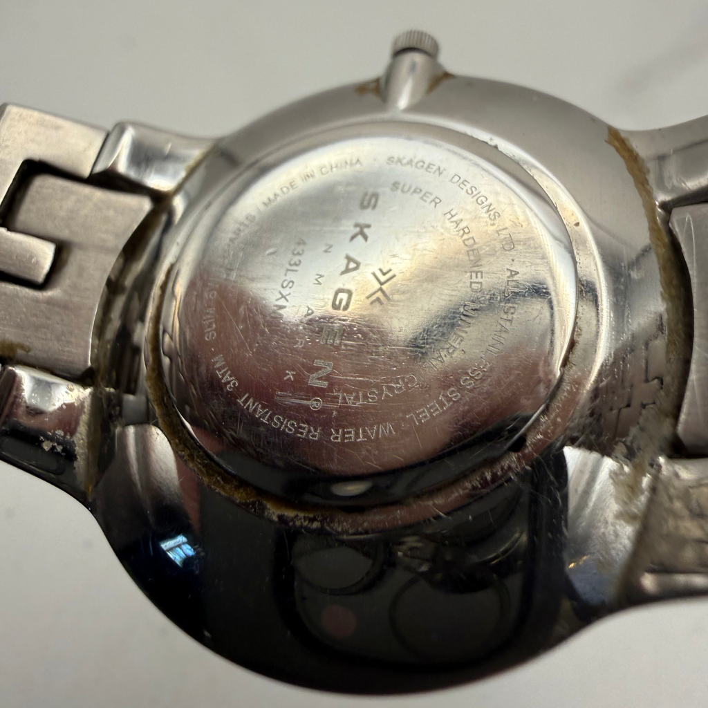 Skagen Denmark Stainless Steel Watch – Black Dial – Bracelet 16cm- £39.99