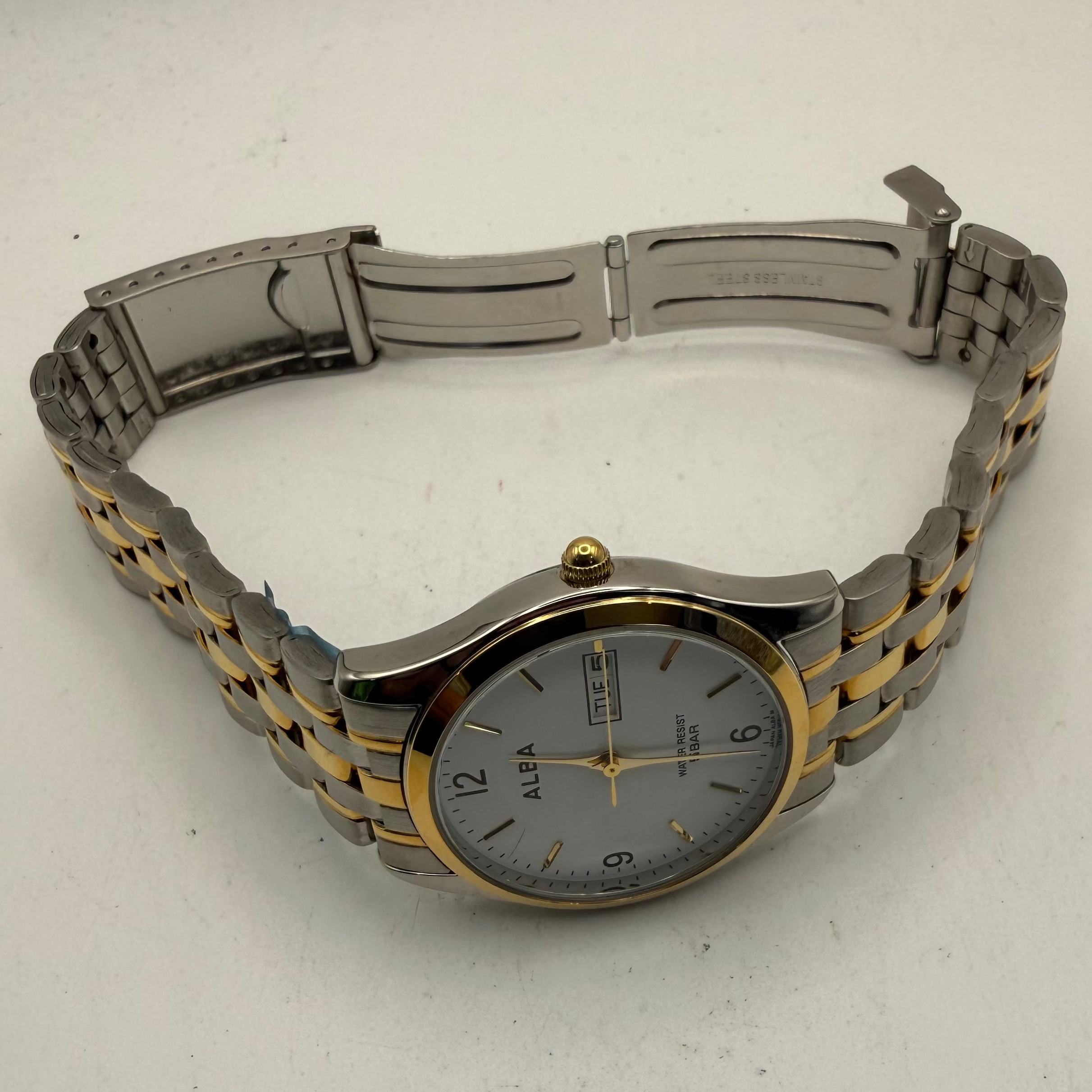 Alba Day-Date Two Tone Quartz Watch (Fully Tested and Working)- £25.00