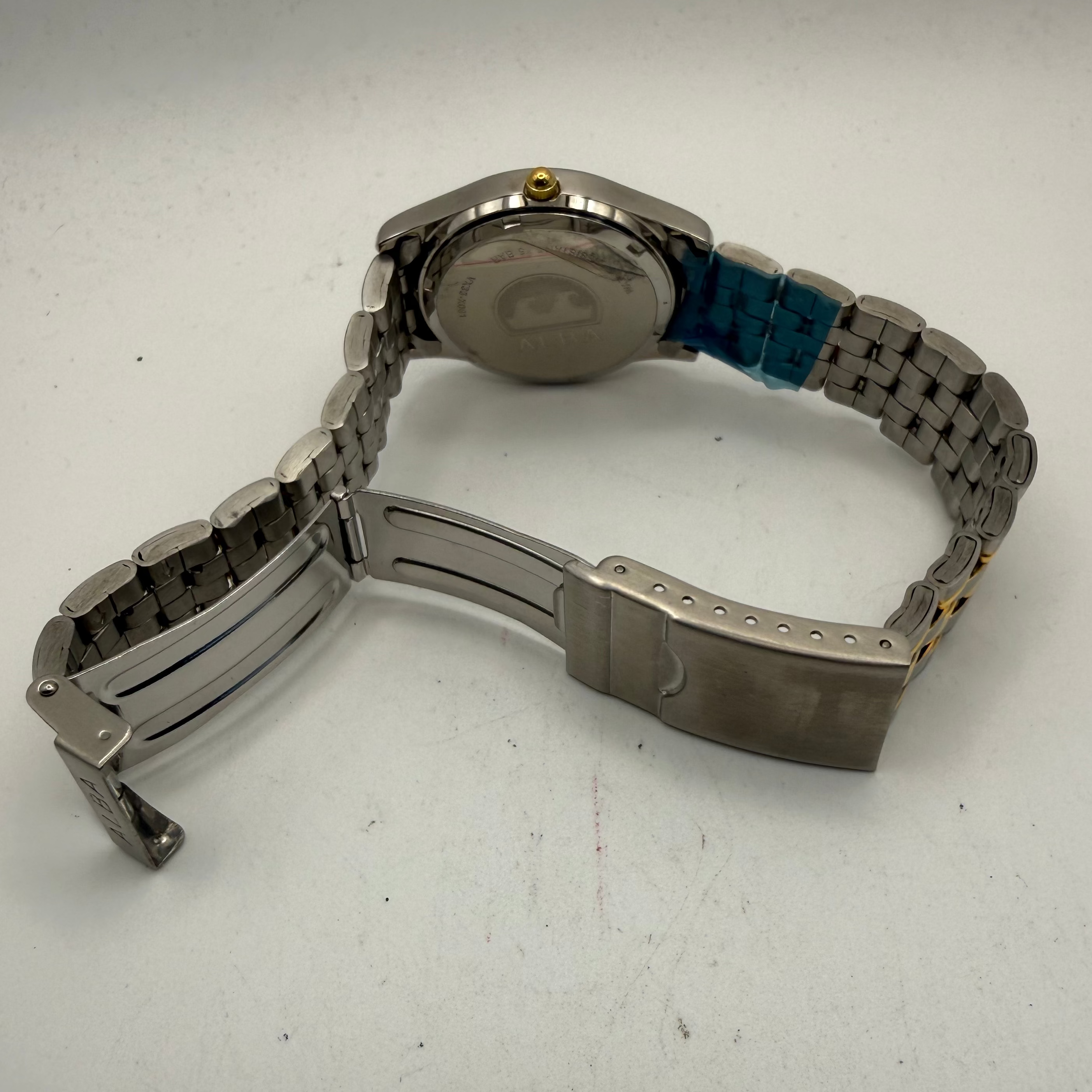 Alba Day-Date Two Tone Quartz Watch (Fully Tested and Working)- £25.00