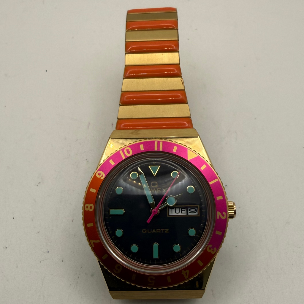 Timex Q Reissue Rainbow Bezel Day-Date Quartz Watch – Excellent Condition- £109.99