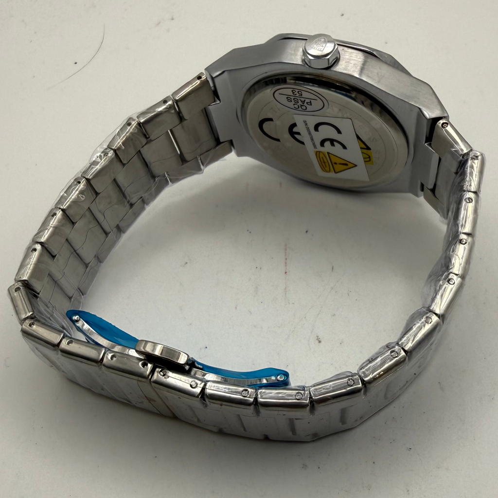 Poedagar Quartz Day-Date Watch- £45.00