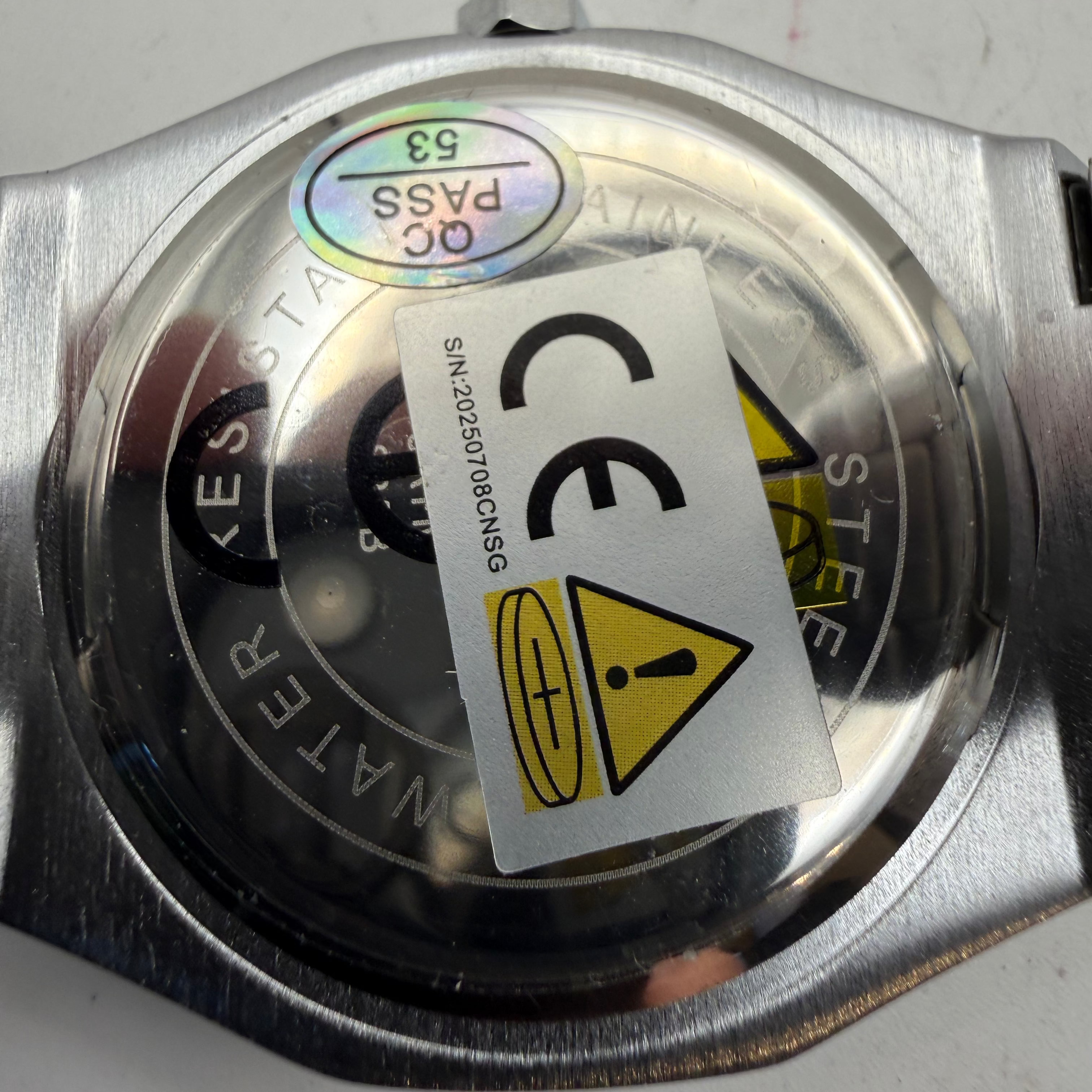 Poedagar Quartz Day-Date Watch- £45.00