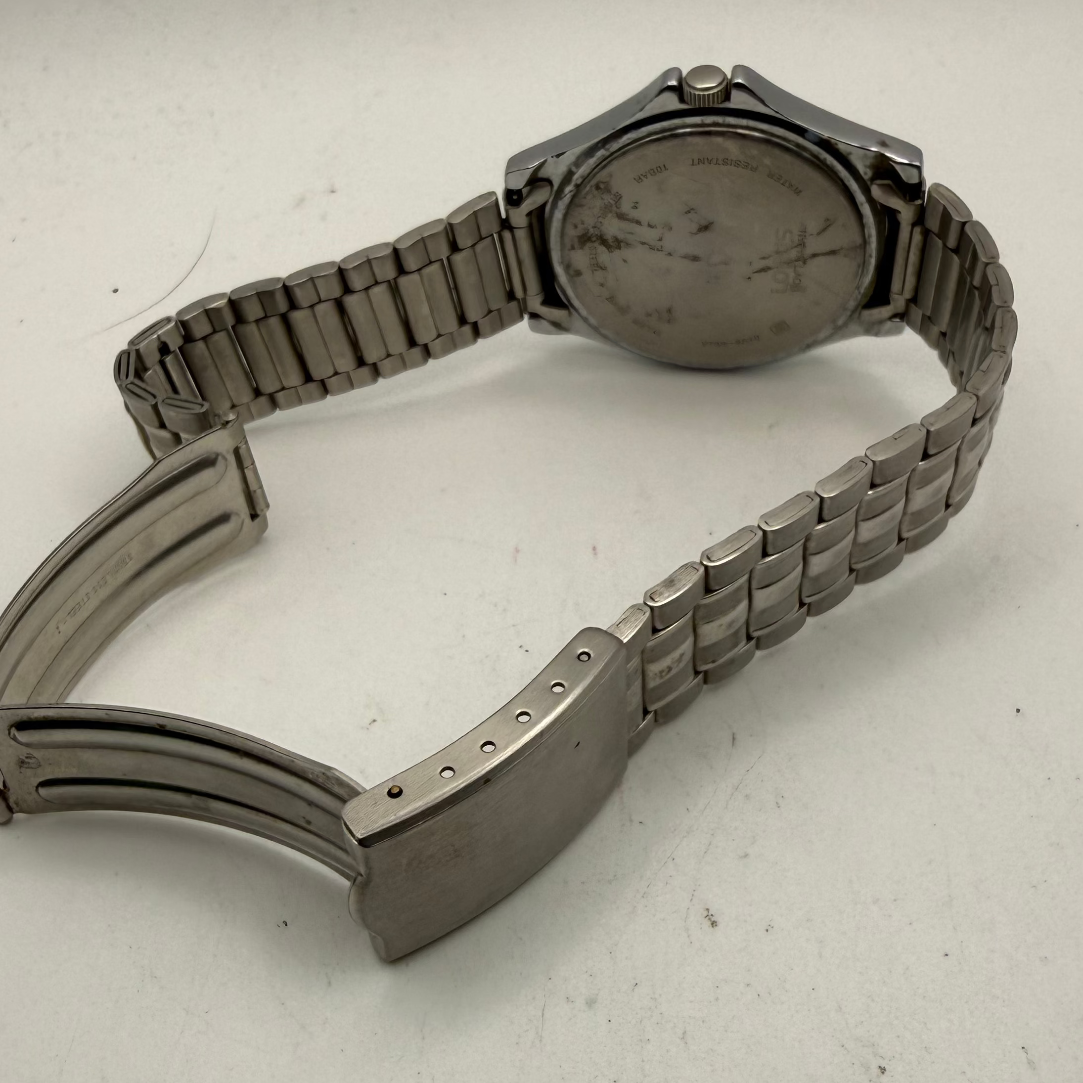 Lorus Quartz Day/Date 100m – Black Dia- £44.99
