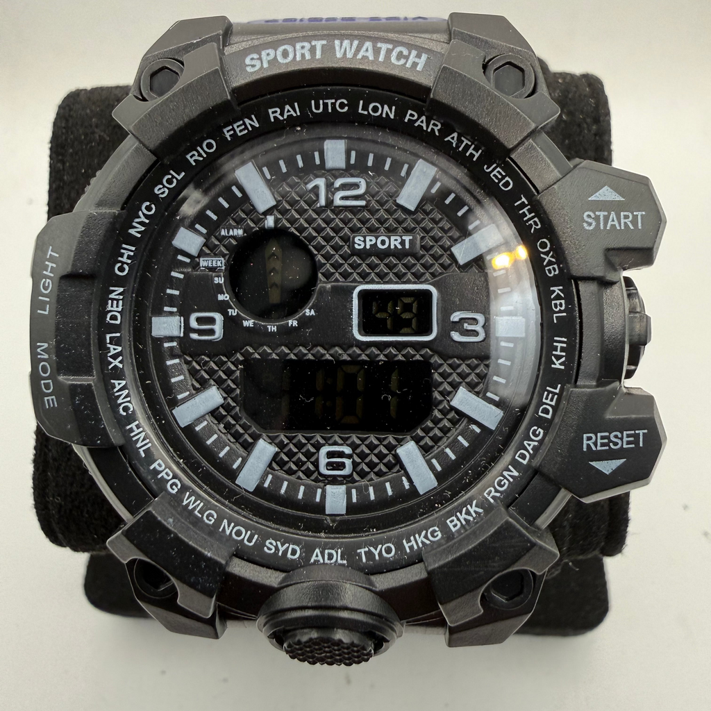 Sport Watch Multi-Function Digital & Analogue Watch (Fully Tested and Working)- £10.00