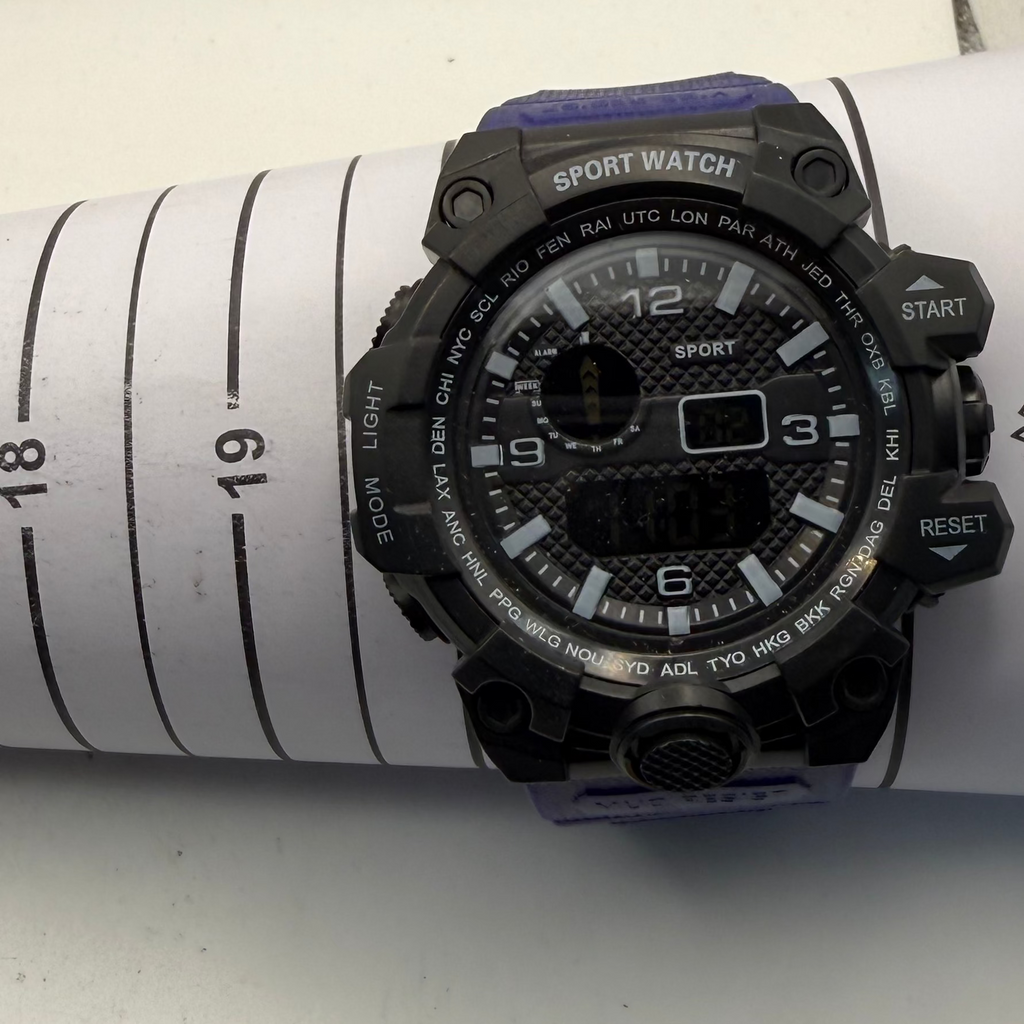 Sport Watch Multi-Function Digital & Analogue Watch (Fully Tested and Working)- £10.00